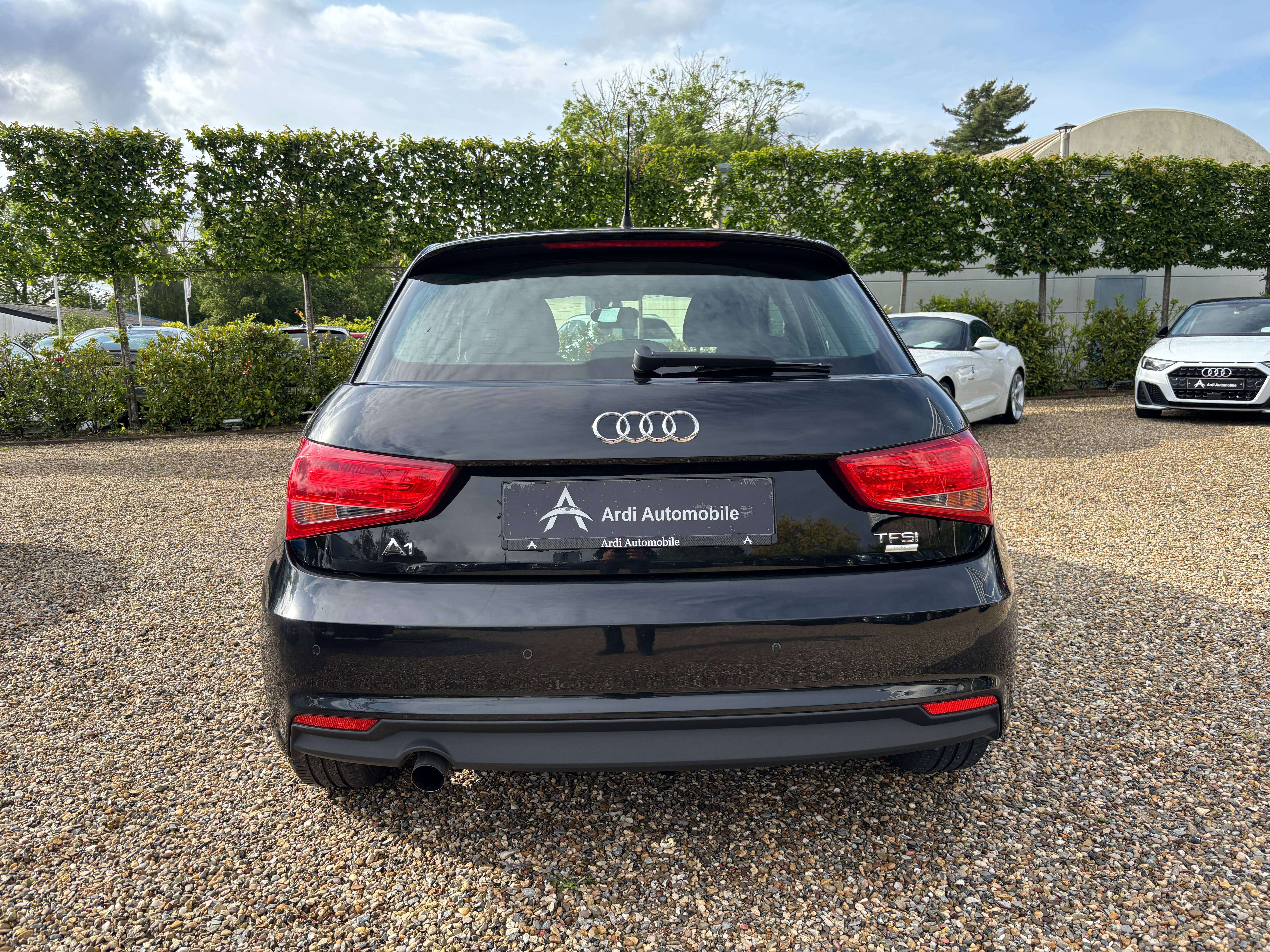 Audi A1 Sportback 1.0 TFSI *CAPTEUR AR*CLIM AUTO*BLUETOOTH*GARANTIE*
