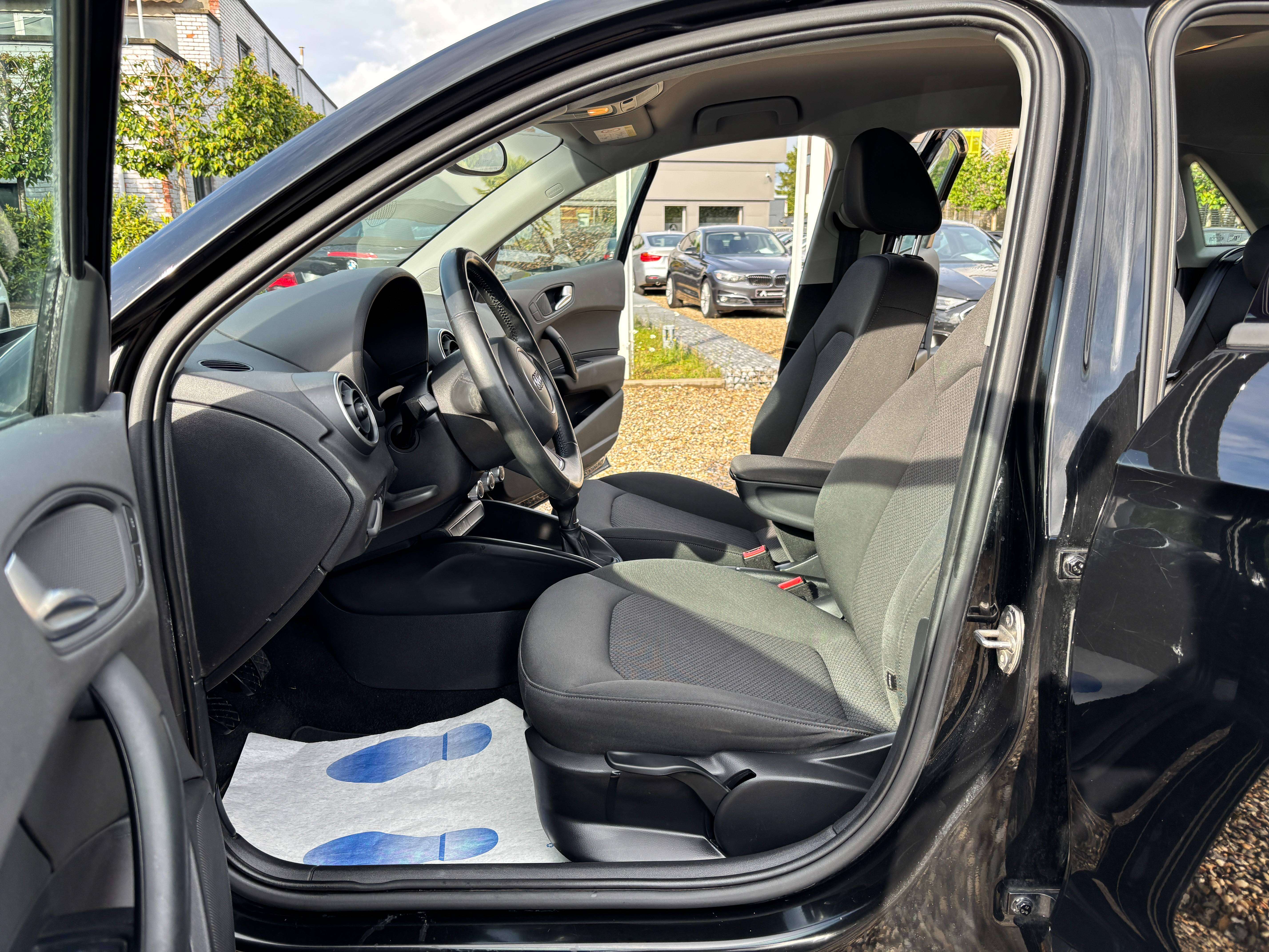 Audi A1 Sportback 1.0 TFSI *CAPTEUR AR*CLIM AUTO*BLUETOOTH*GARANTIE*