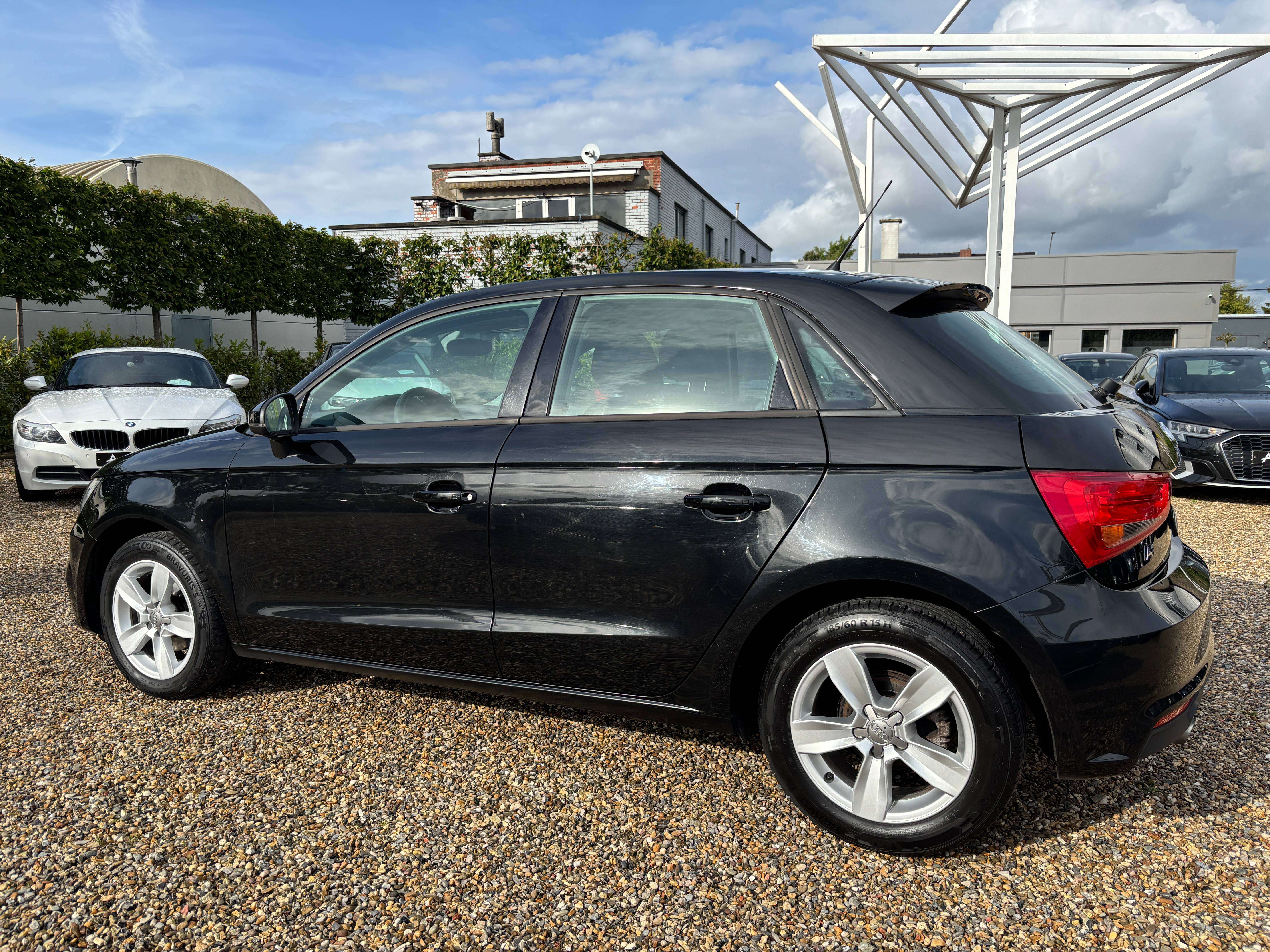 Audi A1 Sportback 1.0 TFSI *CAPTEUR AR*CLIM AUTO*BLUETOOTH*GARANTIE*