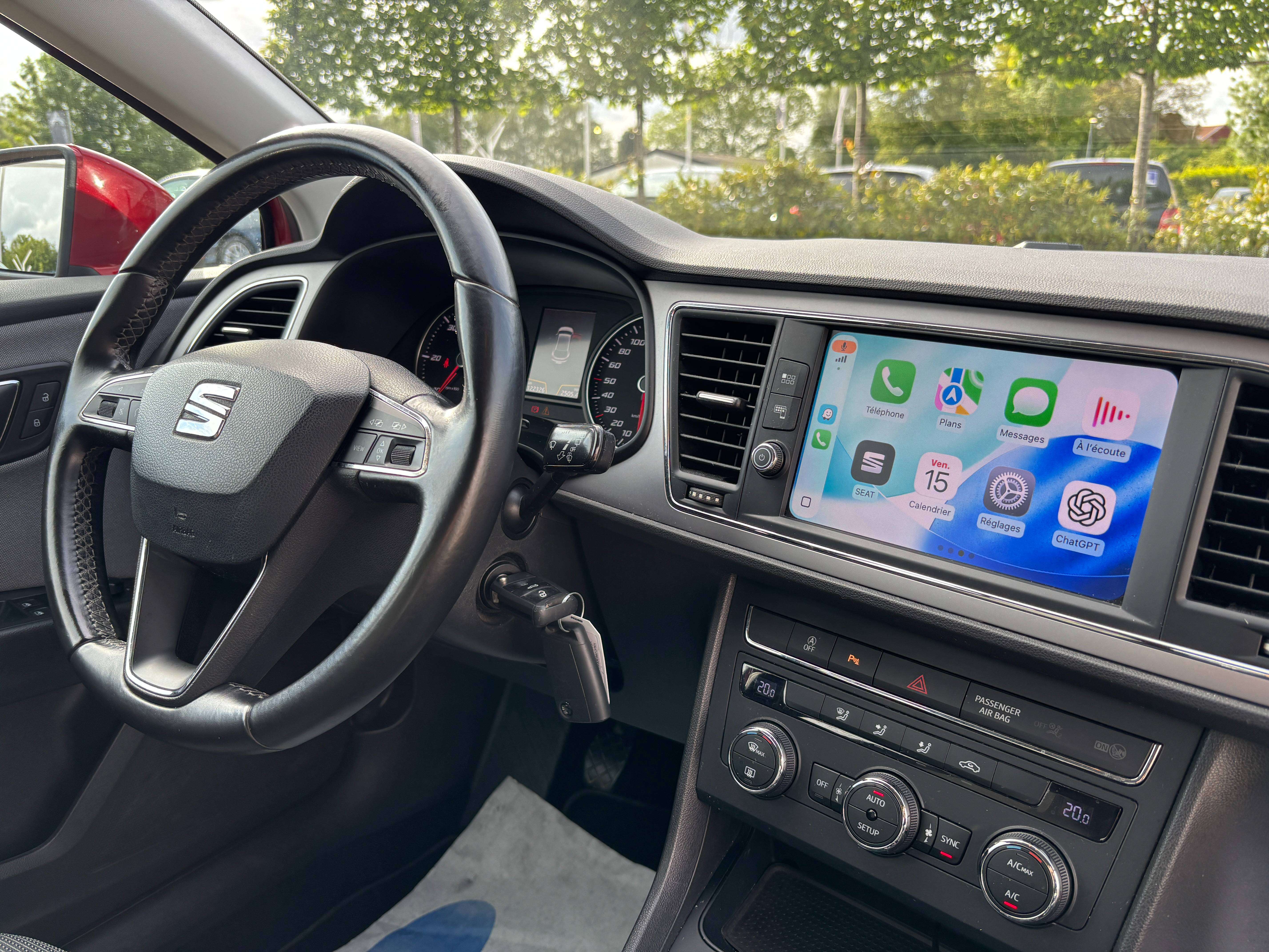 SEAT Leon 1.6 TDi *CARPLAY*CRUISE CONTROL*CAPTEUR AV+AR*GARANTIE*