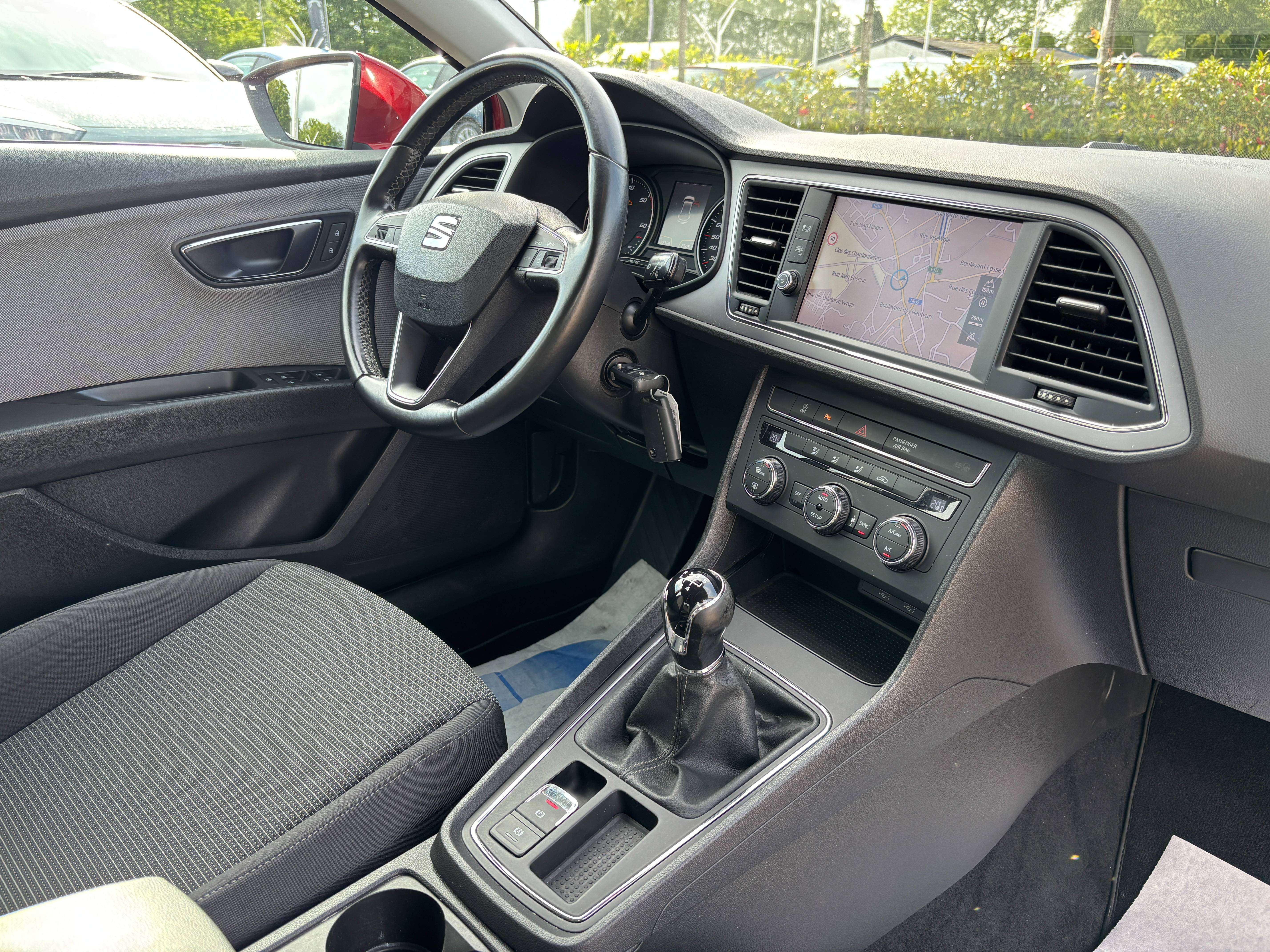 SEAT Leon 1.6 TDi *CARPLAY*CRUISE CONTROL*CAPTEUR AV+AR*GARANTIE*