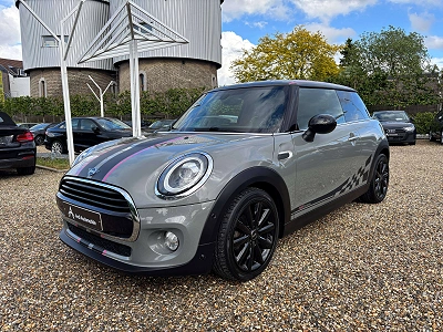 MINI Cooper 1.5 *CRUISE CONTROL*LED*CAPTEUR AV+AR*GARANTIE*
