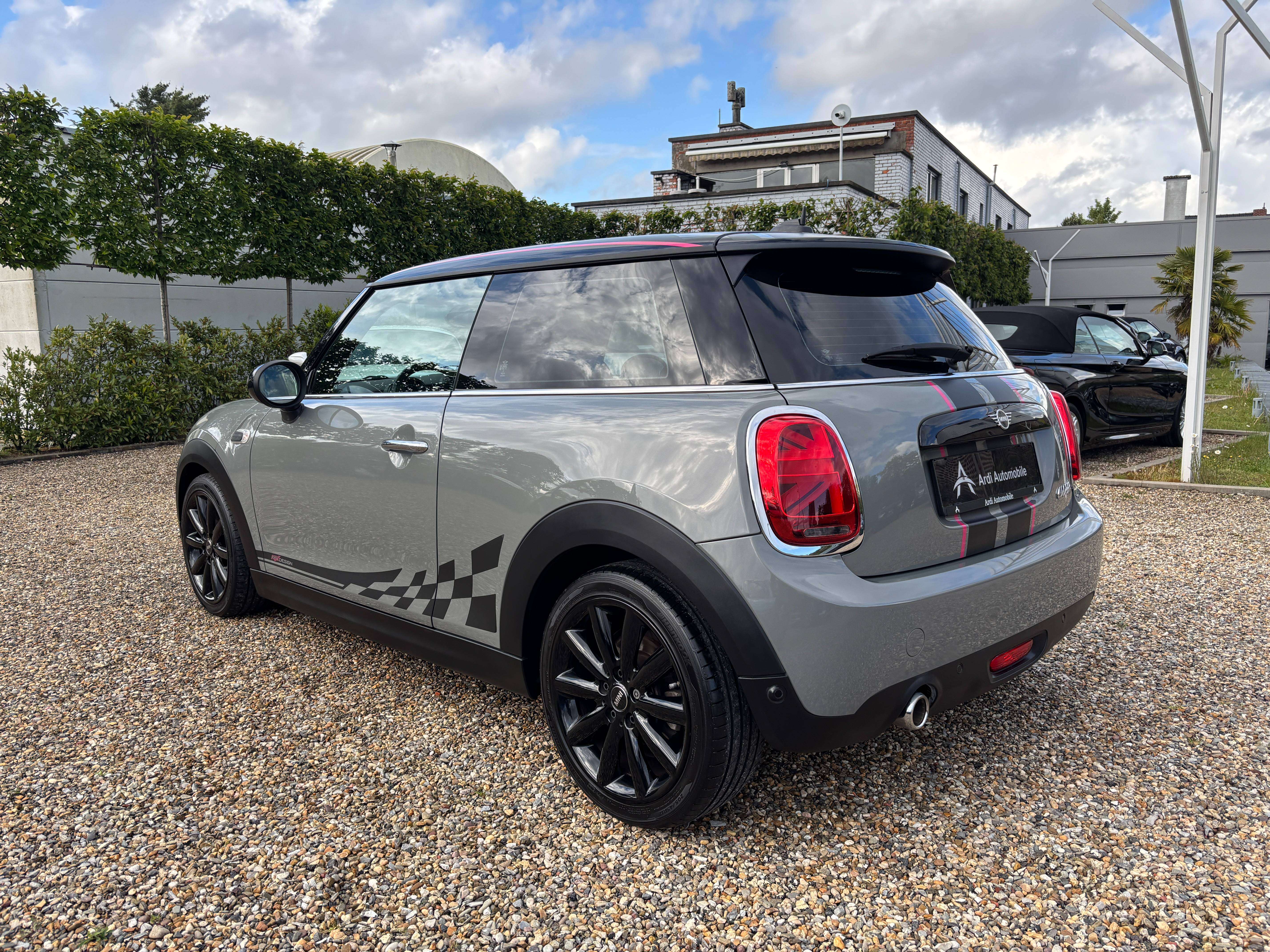 MINI Cooper 1.5 *CRUISE CONTROL*LED*CAPTEUR AV+AR*GARANTIE*