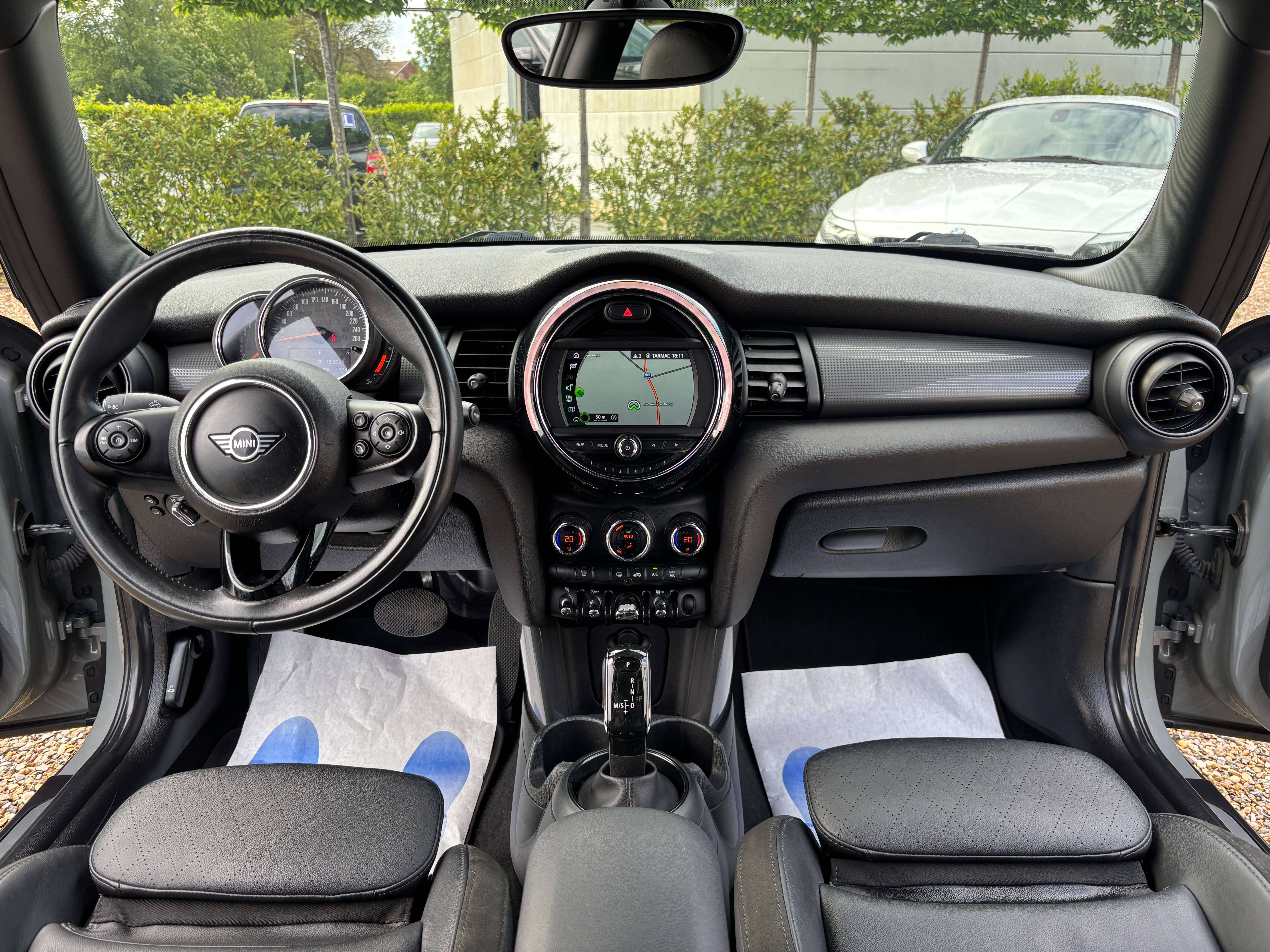 MINI Cooper 1.5 *CRUISE CONTROL*LED*CAPTEUR AV+AR*GARANTIE*