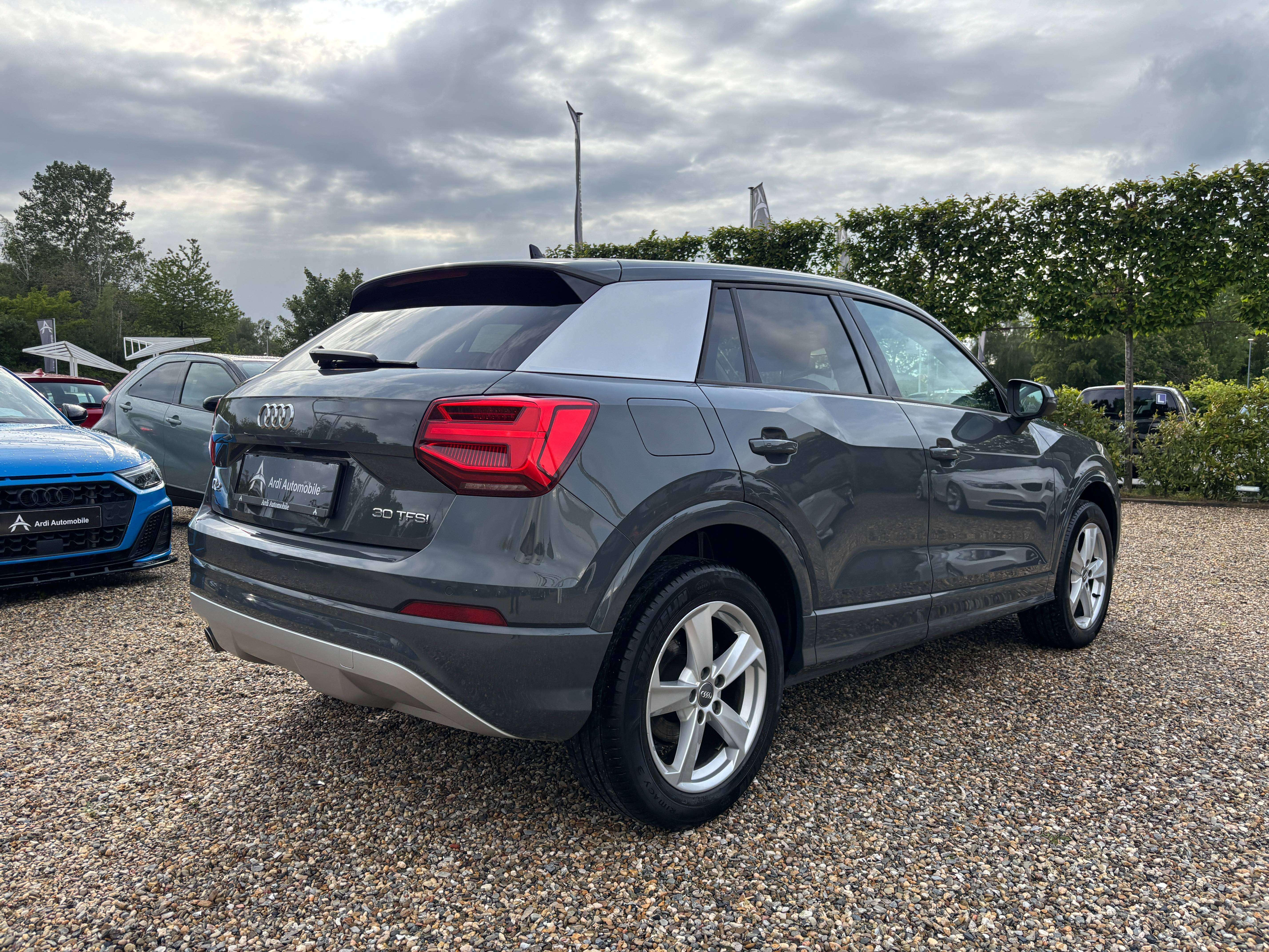 Audi Q2 1.0 TFSI S tronic *SIEGE CHAUFF*CAMERA*1ER PROPRIO*GARANTIE*