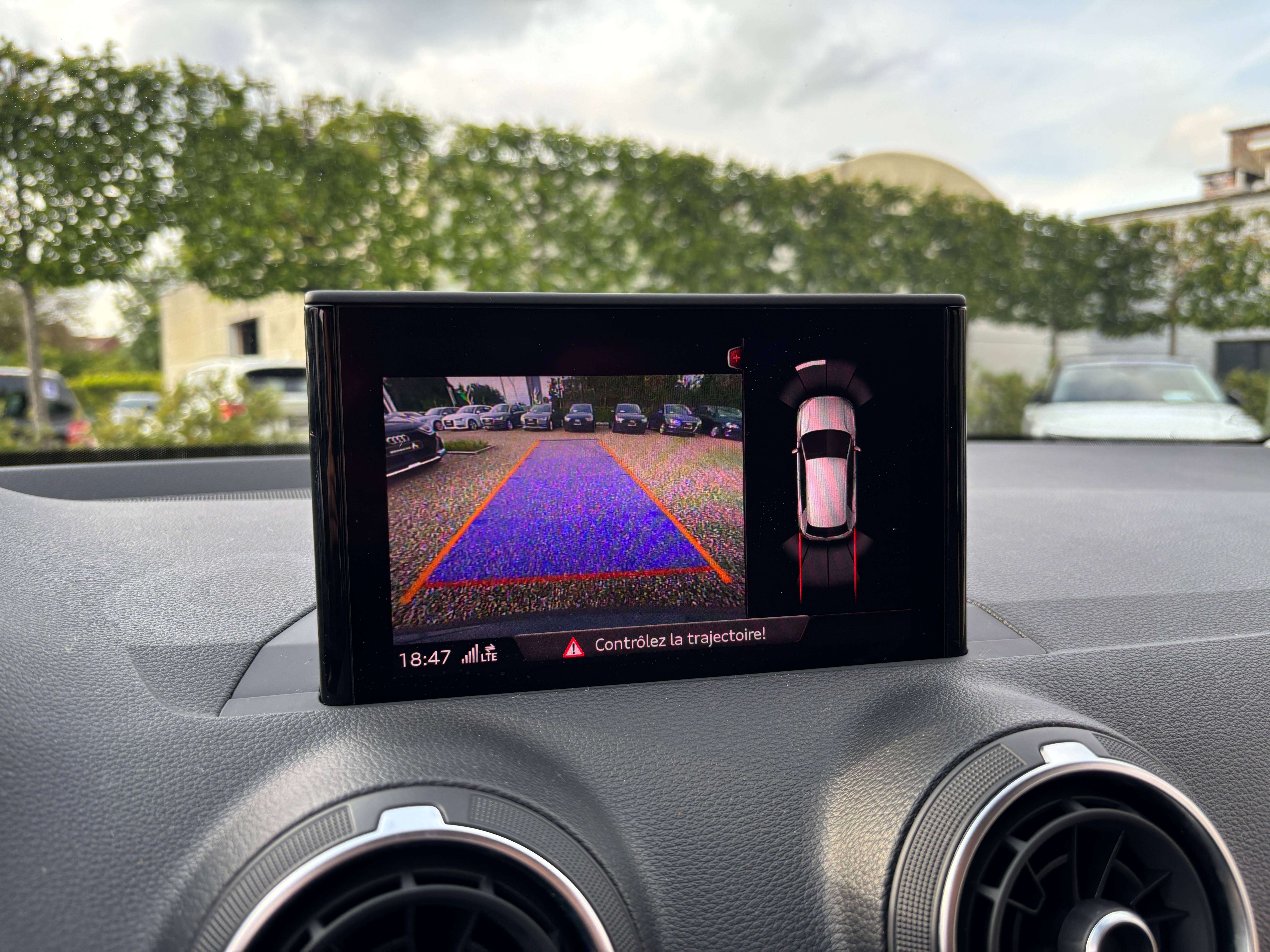 Audi Q2 1.0 TFSI S tronic *SIEGE CHAUFF*CAMERA*1ER PROPRIO*GARANTIE*