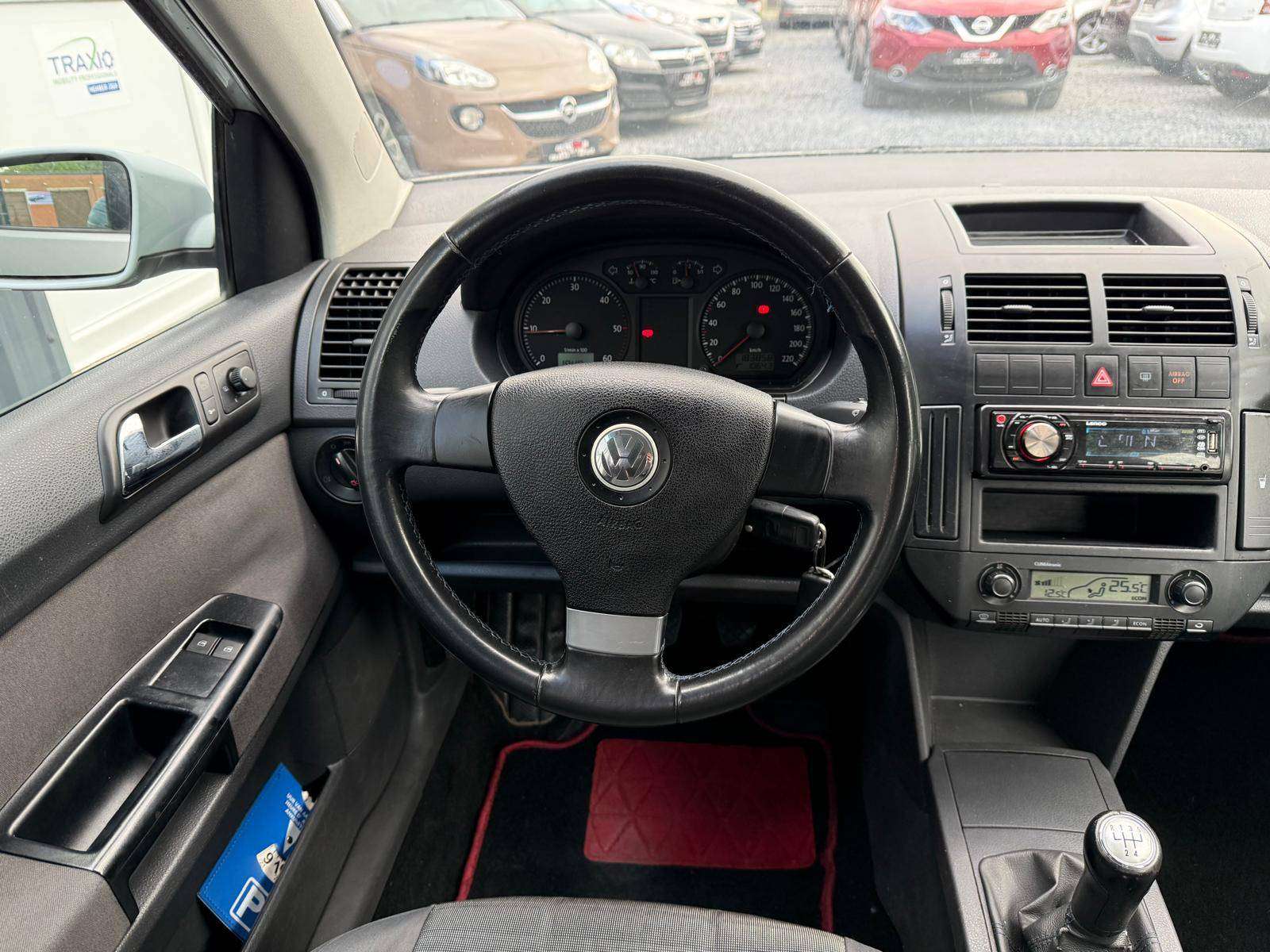 Volkswagen Polo 1.4 TDi On Tour / 5 Portes / Clim / Entretien + CT OK + Garantie 1 an