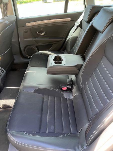 Renault Laguna III (2) ESTATE 1.5 DCI 110 ZEN EDC ECO2