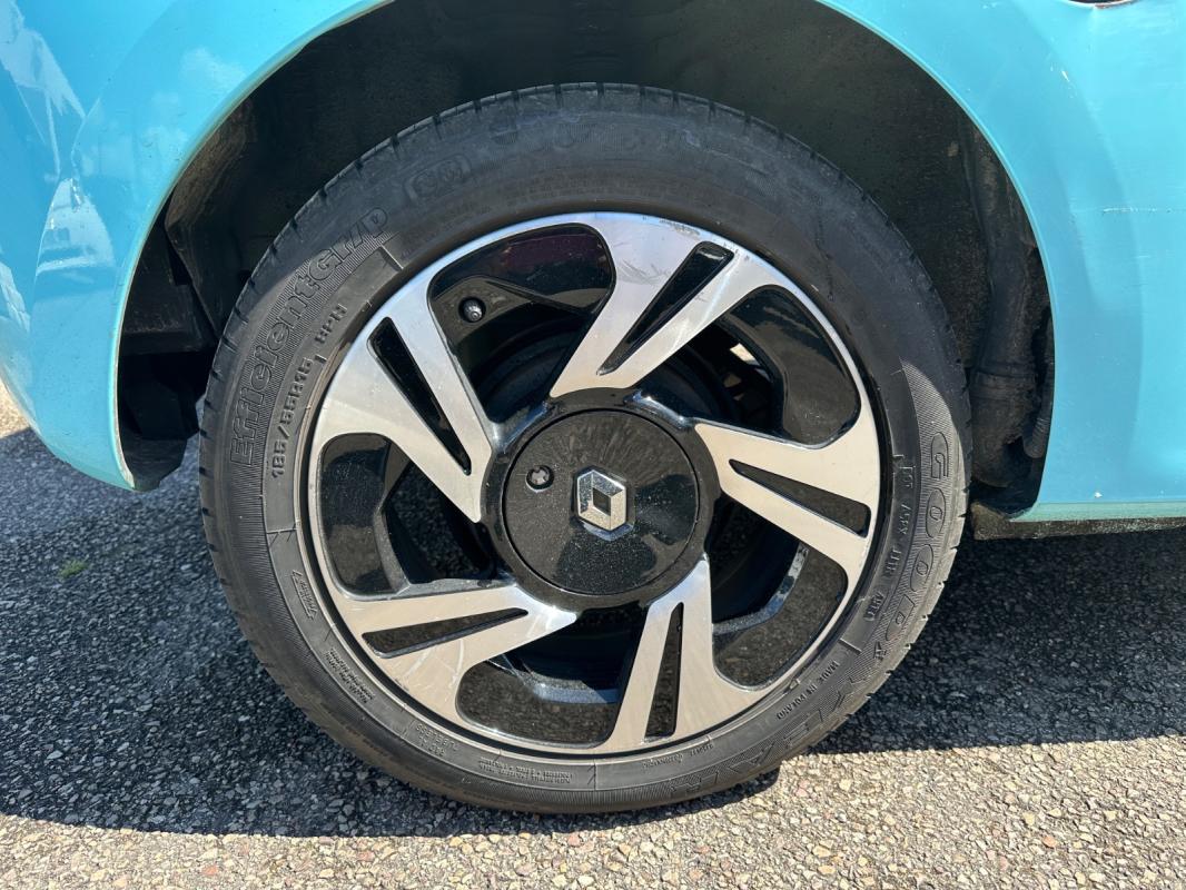 Renault Twingo II 1.2 LEV 16v 75 eco2 Intens
