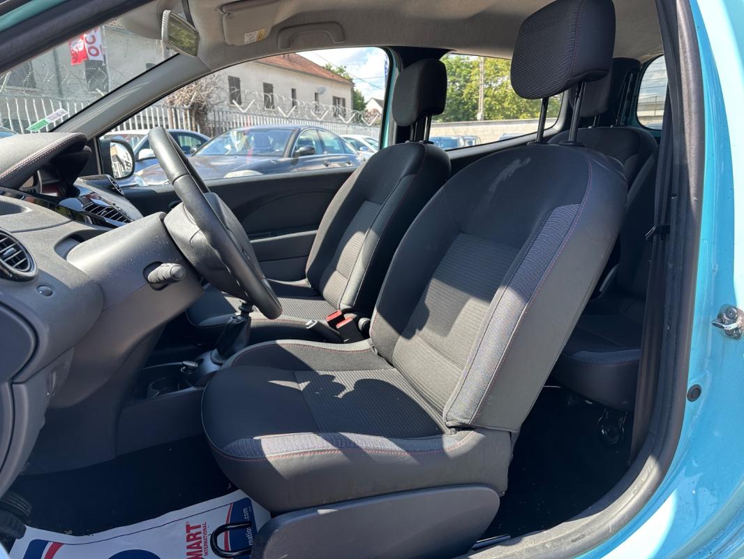 Renault Twingo II 1.2 LEV 16v 75 eco2 Intens