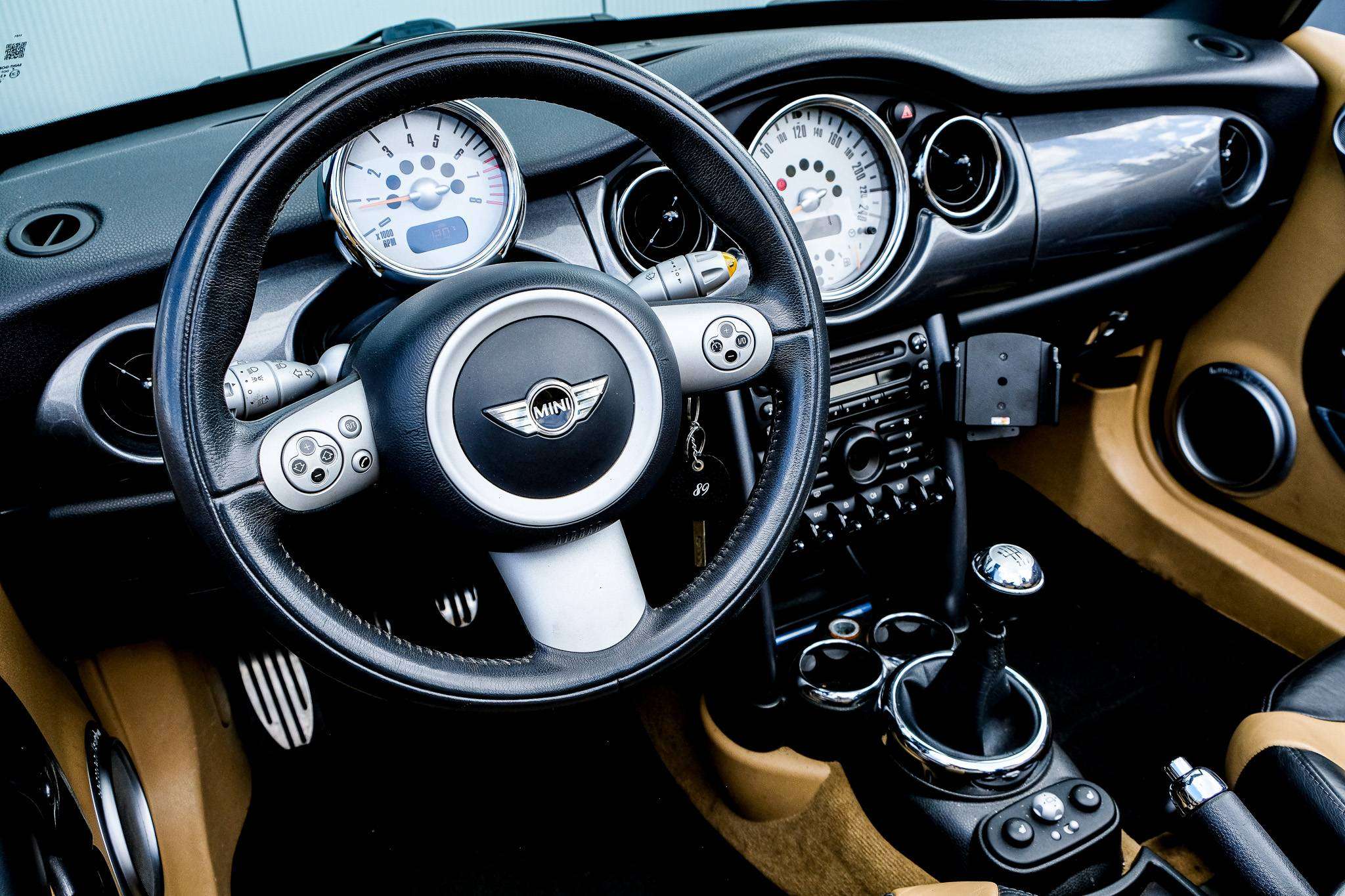 MINI Cooper S Cabrio 170pk Xenon Euro4 R52