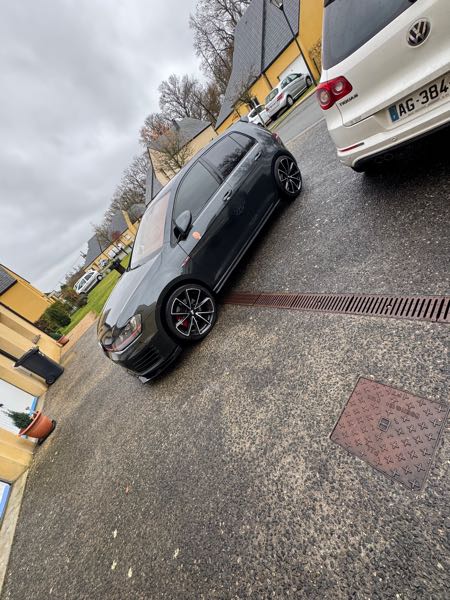 Volkswagen Golf VII 2.0 TSI 220 BLUEMOTION TECHNOLOGY 13CV GTI 5P
