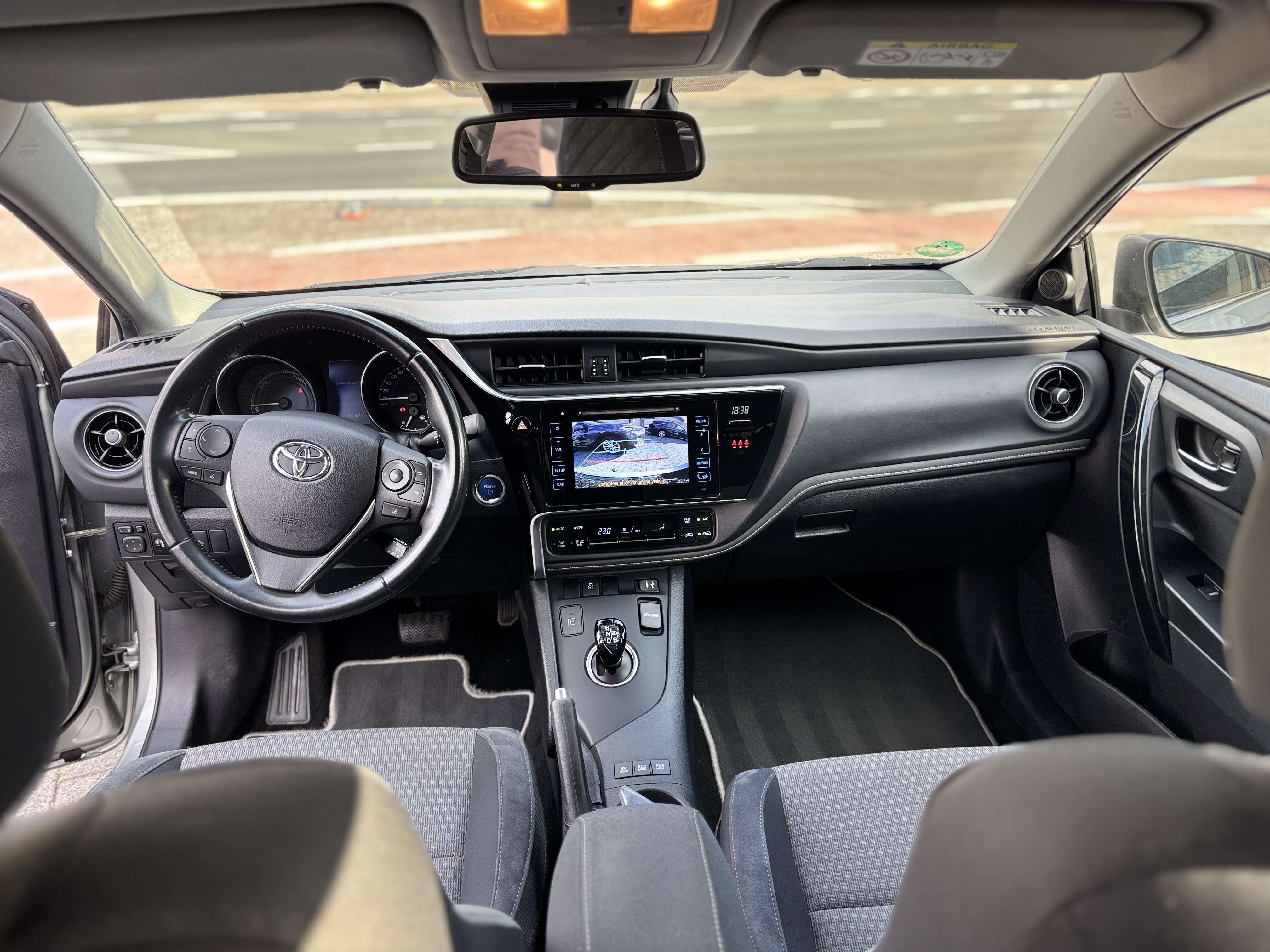 Toyota Auris Auris HYBRID SW HEV 1.8i HSD Business Plus E-CVT