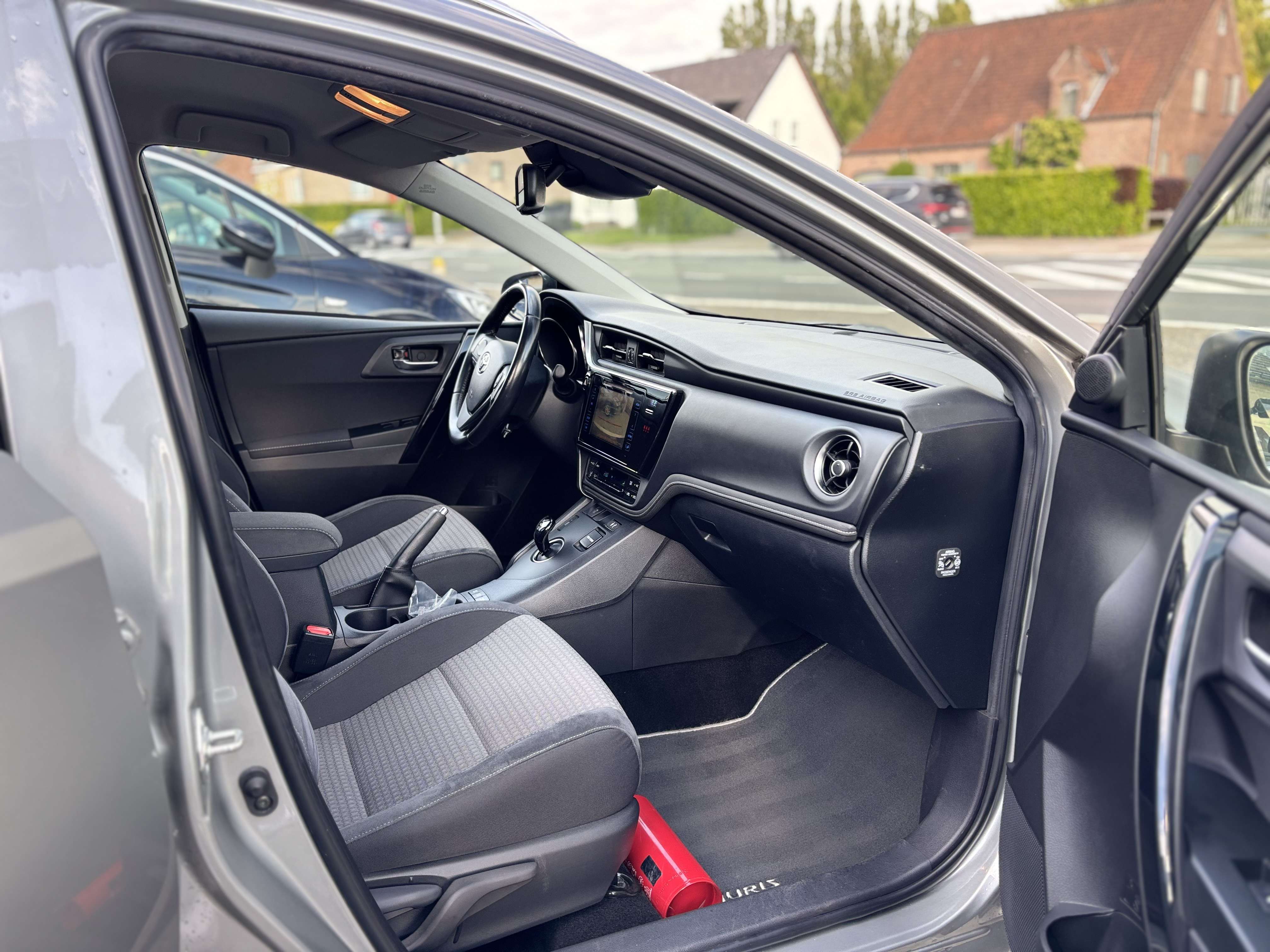 Toyota Auris Auris HYBRID SW HEV 1.8i HSD Business Plus E-CVT
