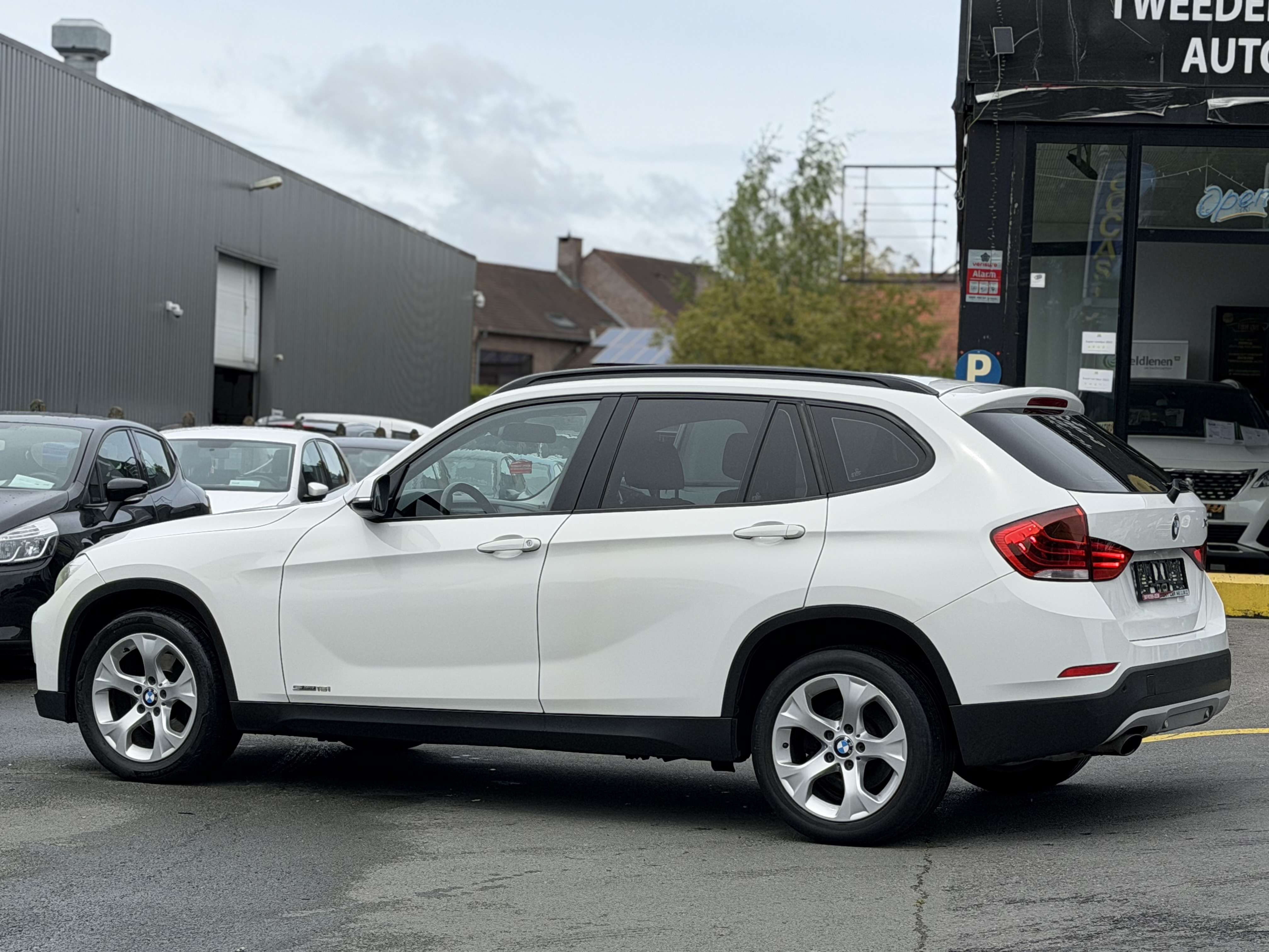 BMW X1 X1 2.0i sDrive18*CLIMA*BT*USB*JANTES*GARANTIE 12M