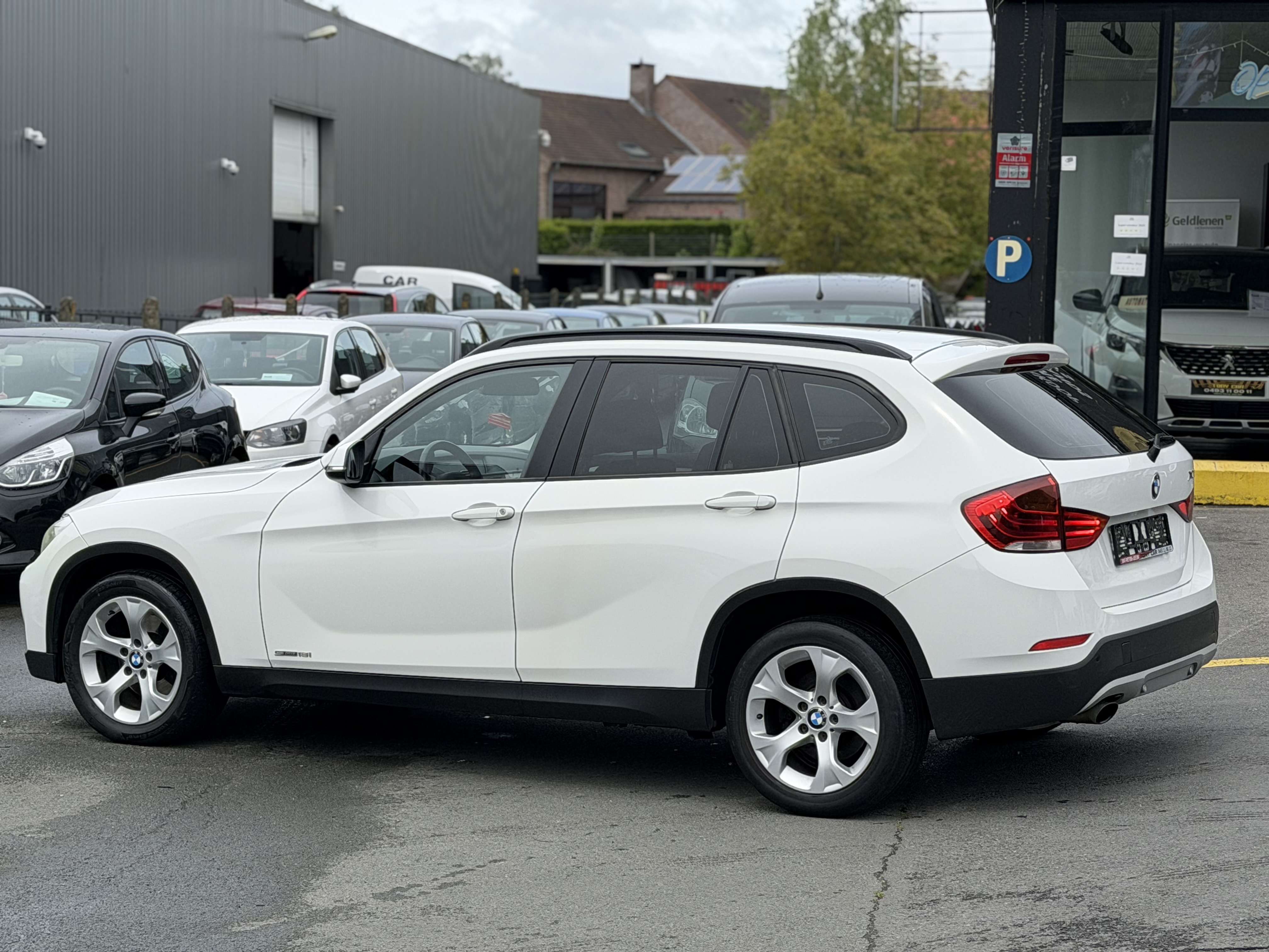 BMW X1 X1 2.0i sDrive18*CLIMA*BT*USB*JANTES*GARANTIE 12M