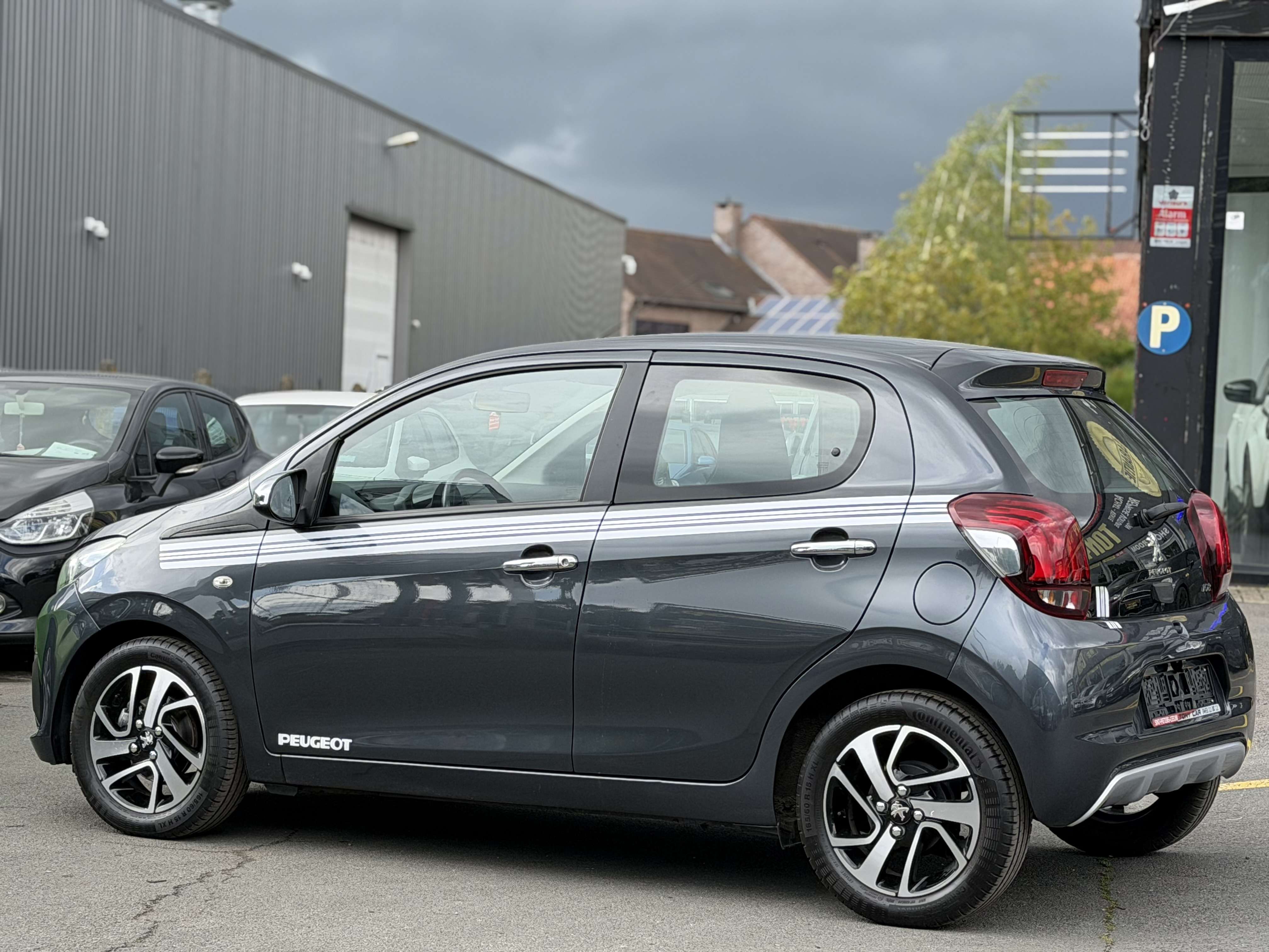 Peugeot 108 1.0 VTi* Boîte Auto NAVI*A/c*CAMERA*USB*BT*AUX*