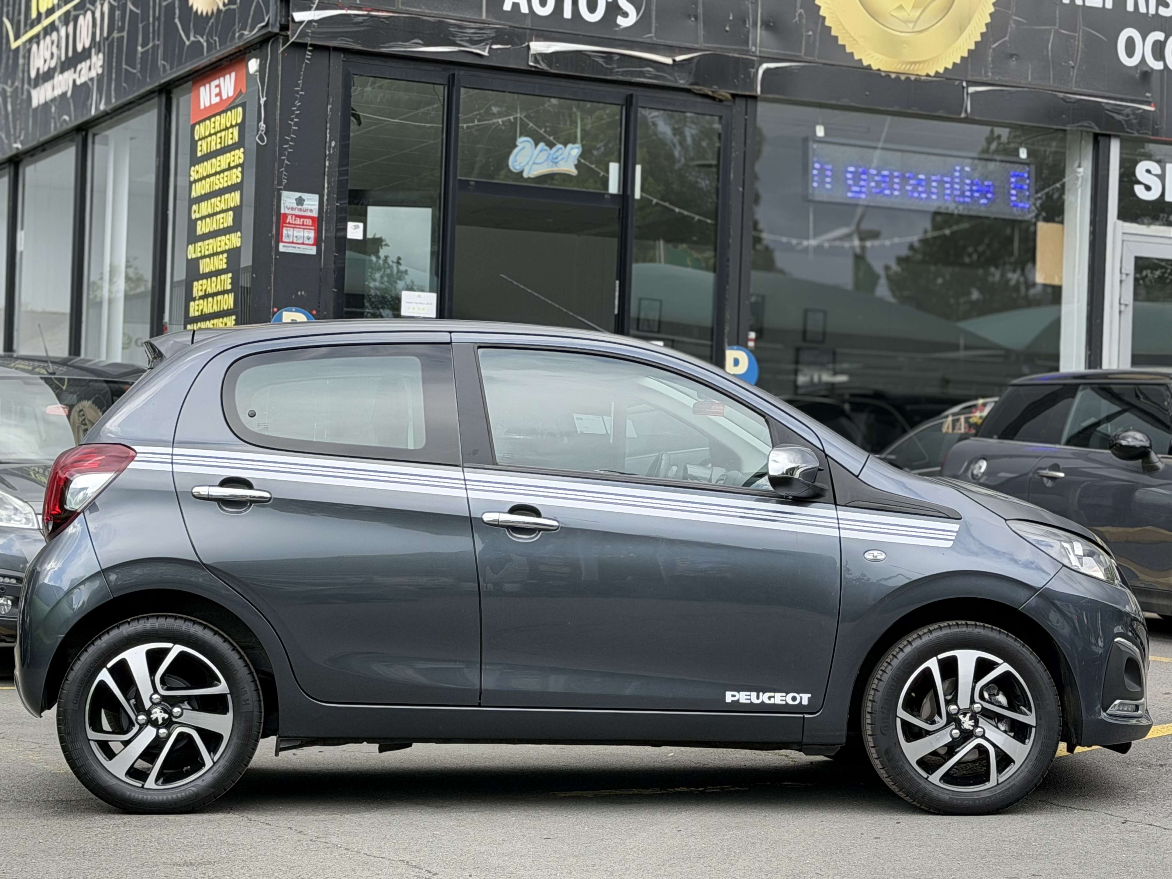 Peugeot 108 1.0 VTi* Boîte Auto NAVI*A/c*CAMERA*USB*BT*AUX*