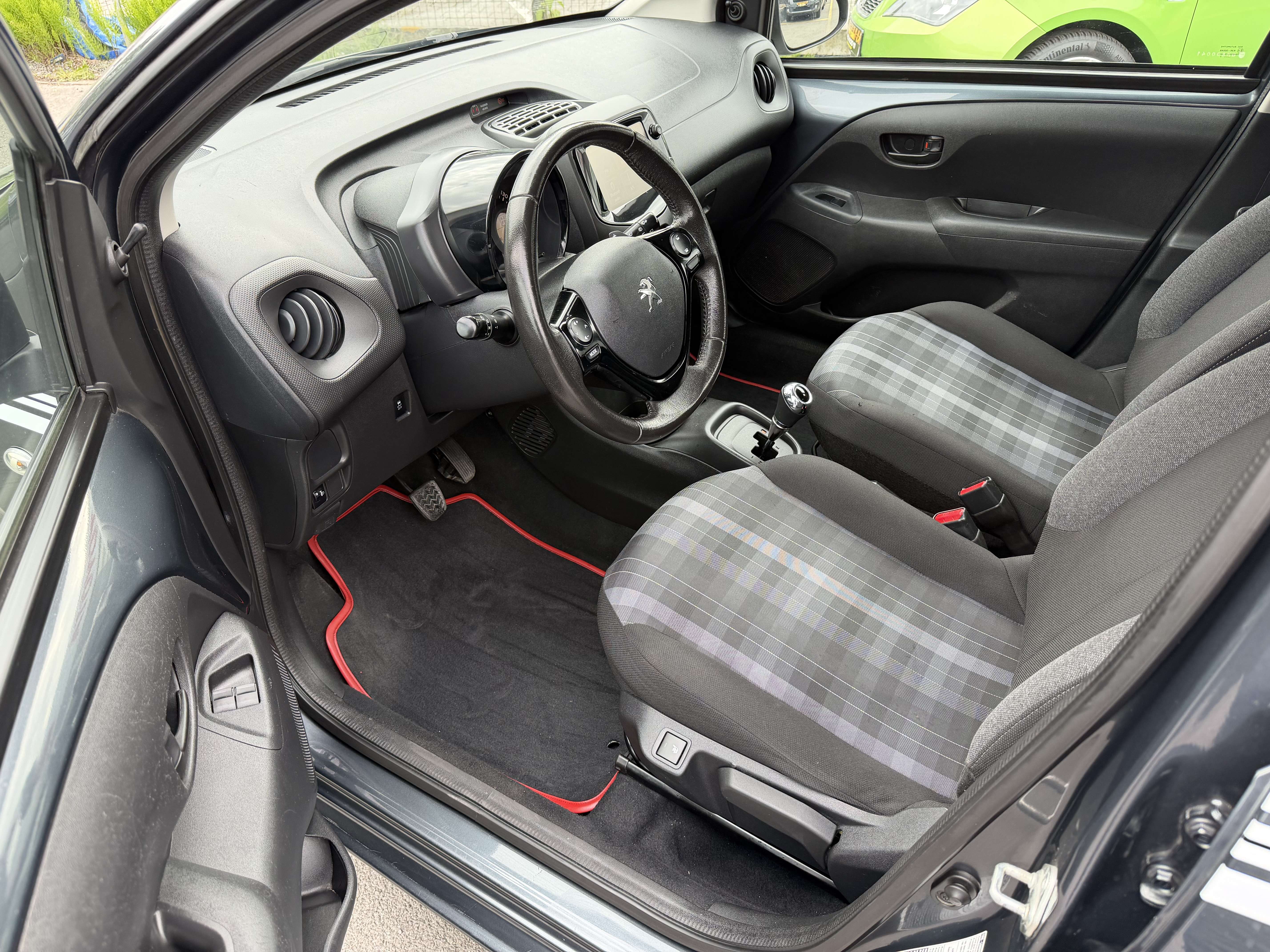 Peugeot 108 1.0 VTi* Boîte Auto NAVI*A/c*CAMERA*USB*BT*AUX*