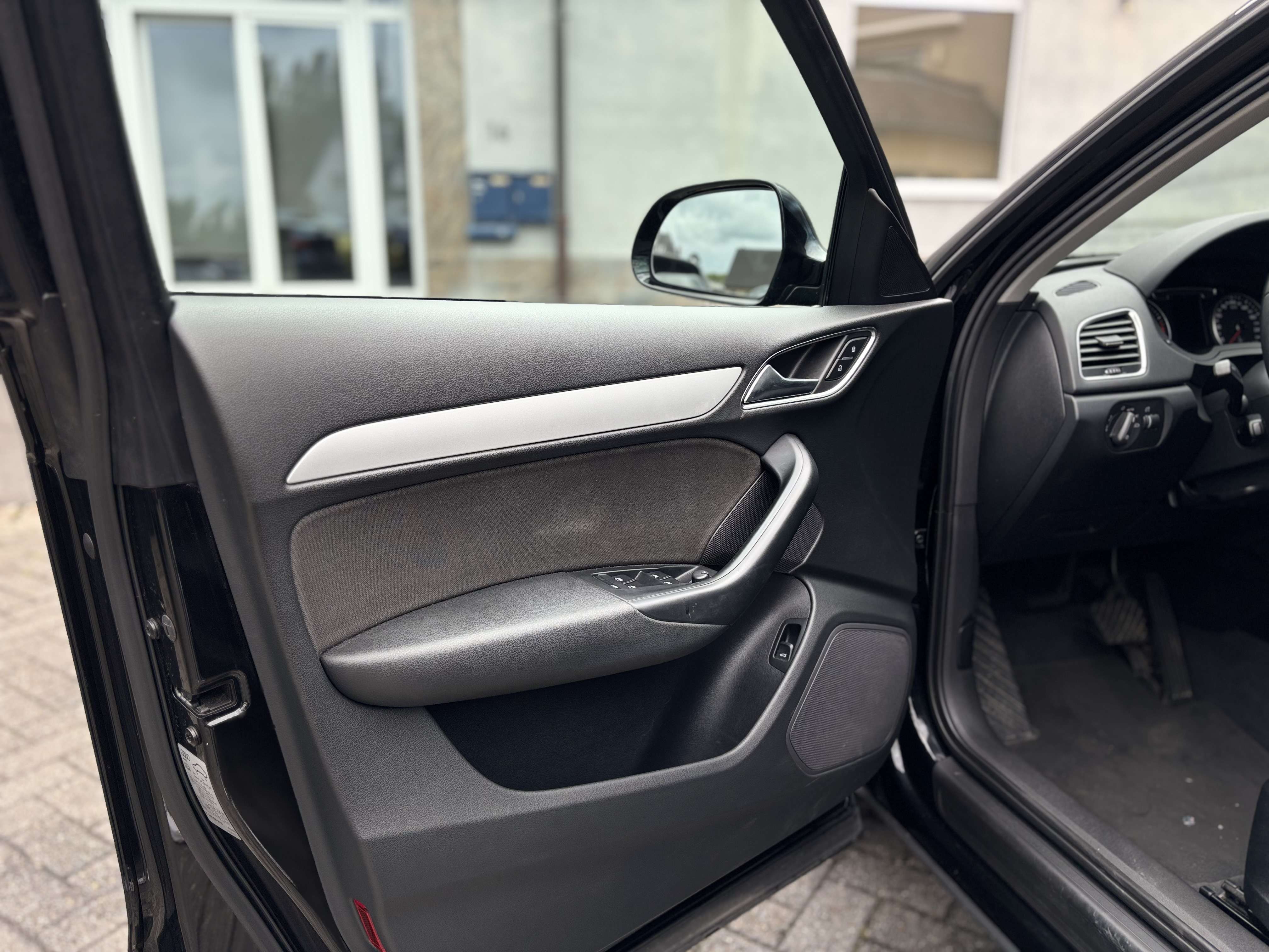 Audi Q3 Q3 1.4 TFSI S tronic Automaat Elektr Trekhaak Xenon Carpass