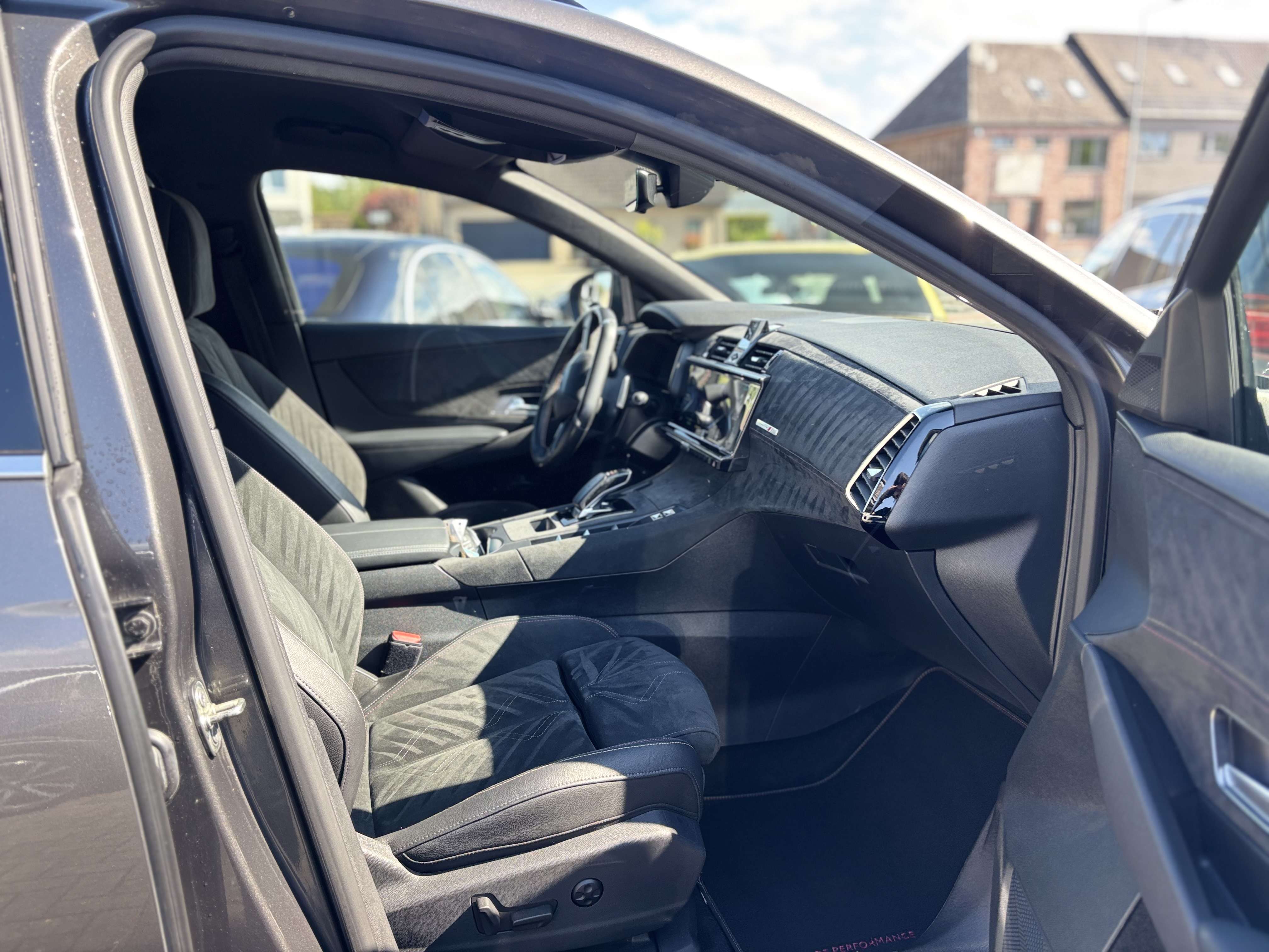 DS Automobiles DS 7 Crossback PHEV 1.6 E-TENSE Performance Line Hybrid  165kw Carpass Alcantara FULL