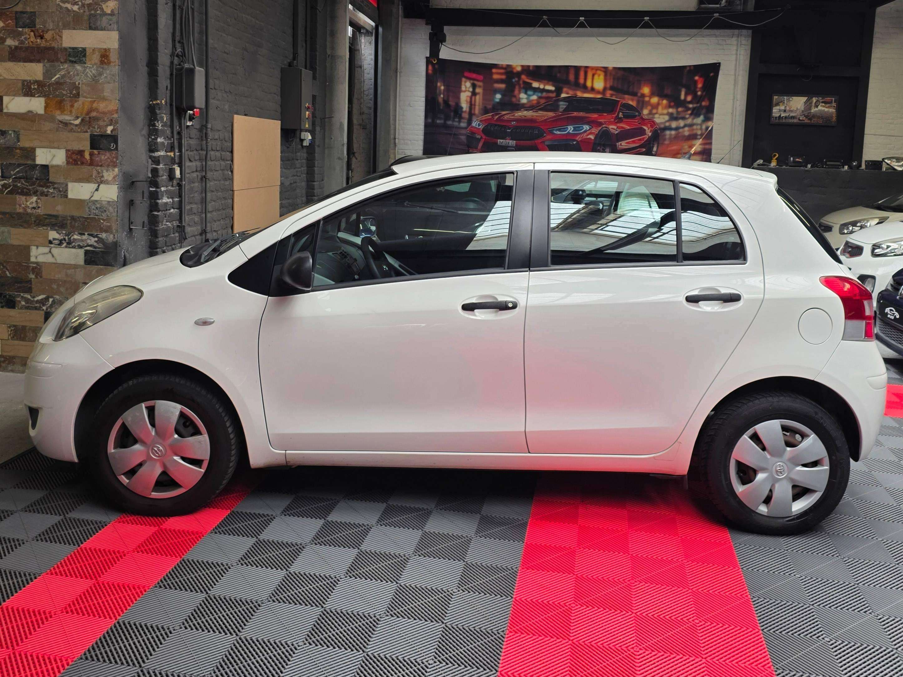 Toyota Yaris 1.0i VVT-i 12 MOIS de garantie