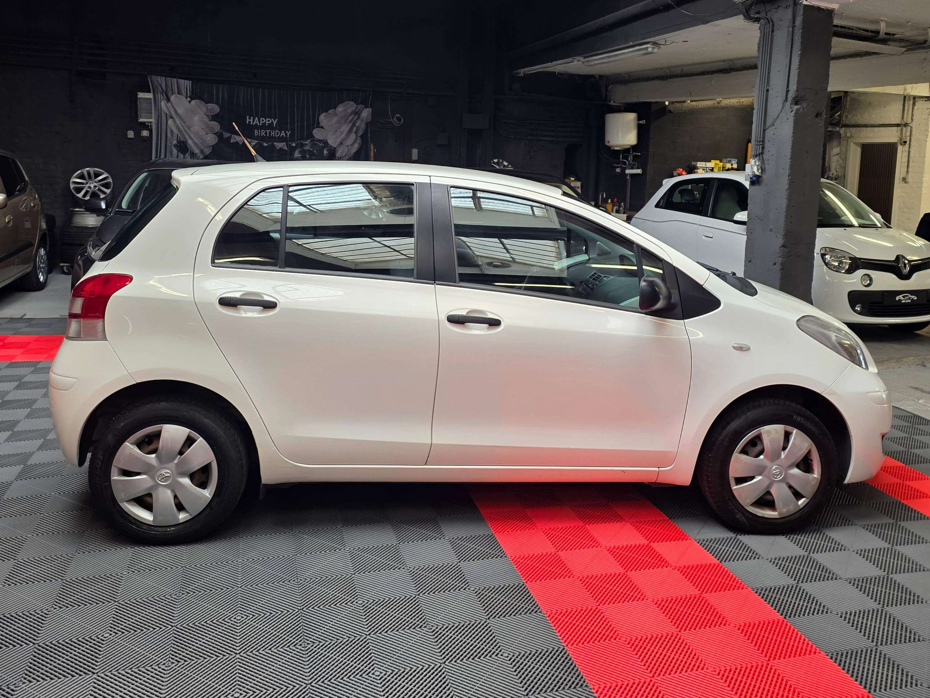 Toyota Yaris 1.0i VVT-i 12 MOIS de garantie