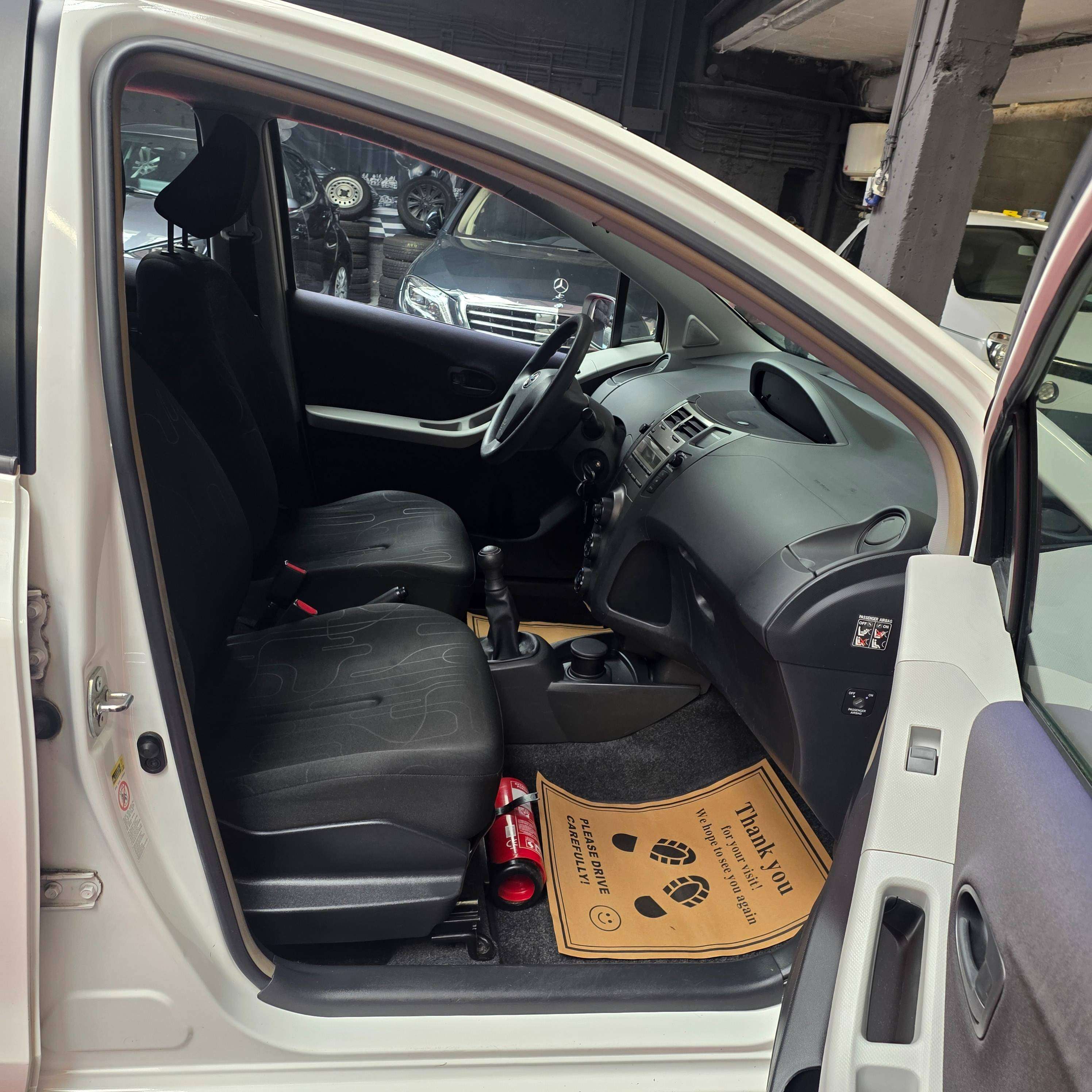 Toyota Yaris 1.0i VVT-i 12 MOIS de garantie