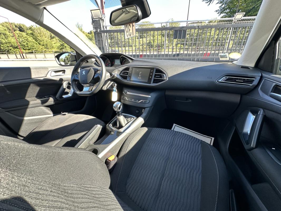 Peugeot 308 1.6 BlueHDi 120ch BVM6 Pack GPS