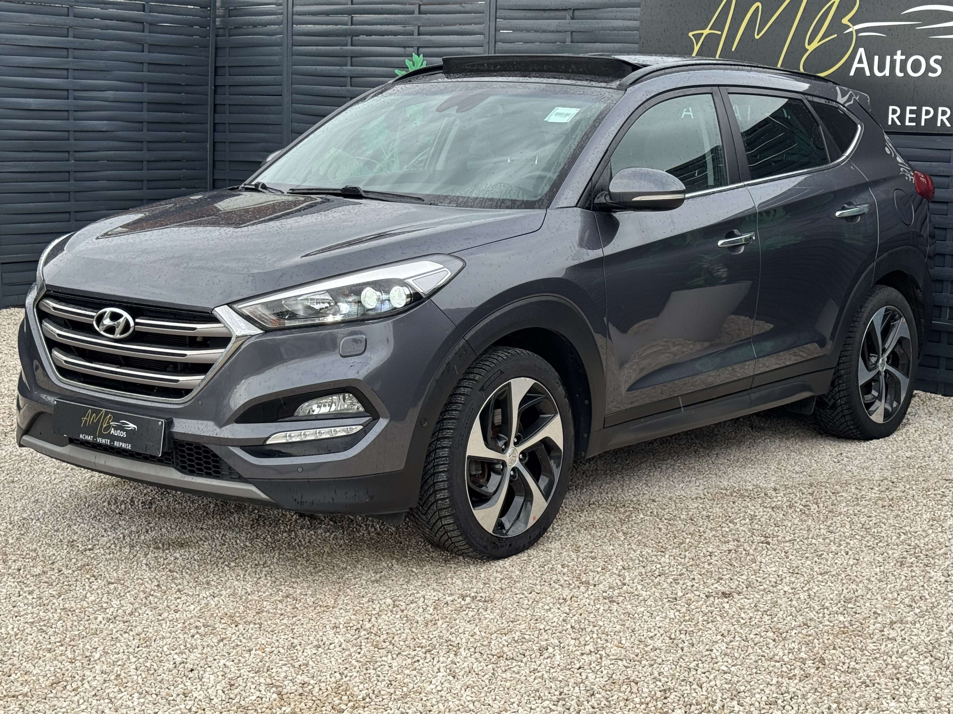 Hyundai TUCSON 1.7 CRDi */*BOITE AUTO+TOIT OUVRANT+CAMERA+CUIR*/*