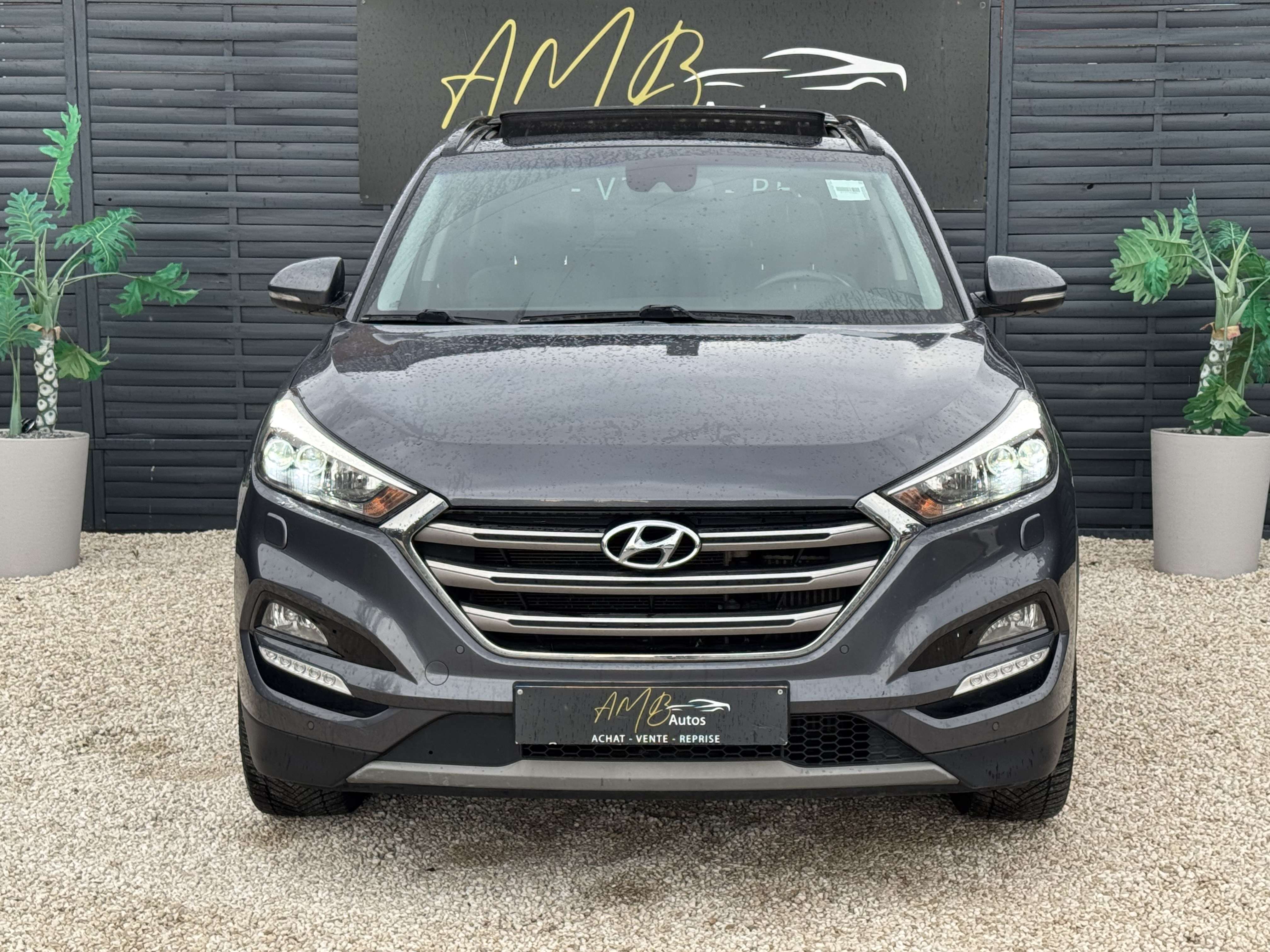 Hyundai TUCSON 1.7 CRDi */*BOITE AUTO+TOIT OUVRANT+CAMERA+CUIR*/*