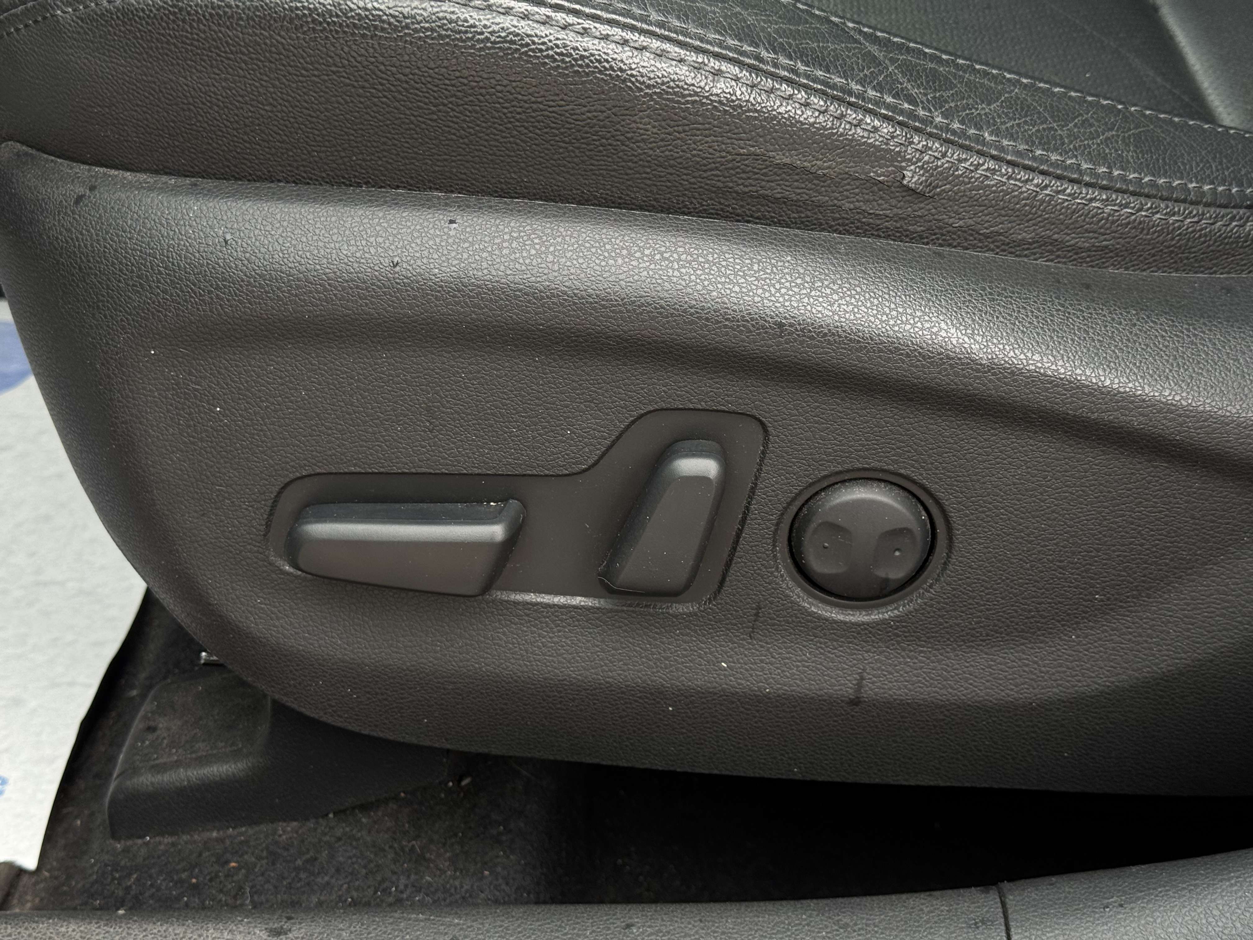 Hyundai TUCSON 1.7 CRDi */*BOITE AUTO+TOIT OUVRANT+CAMERA+CUIR*/*