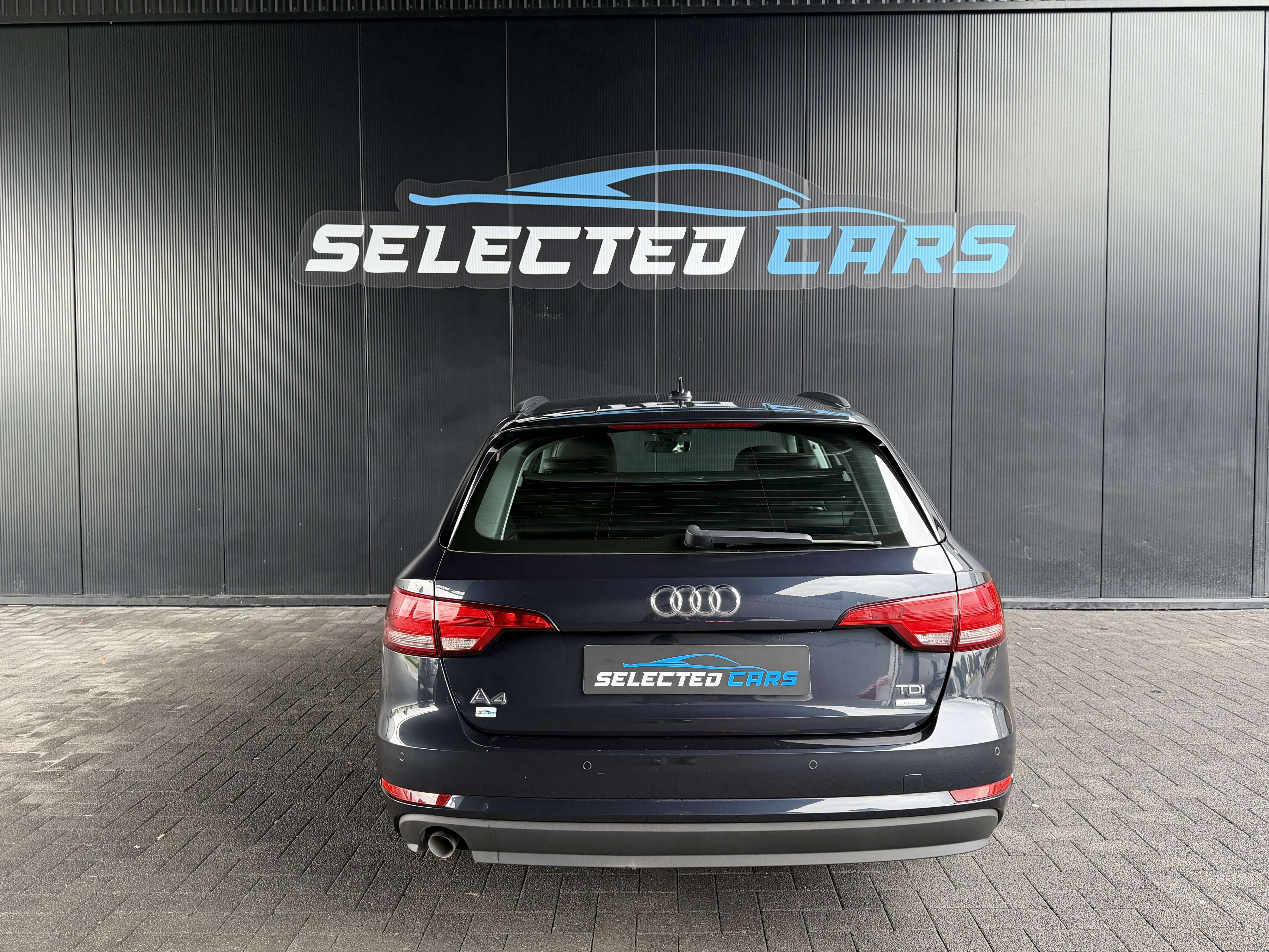 Audi A4 Avant 2.0 TDi ultra .S tronic *1Jaar Garantie*