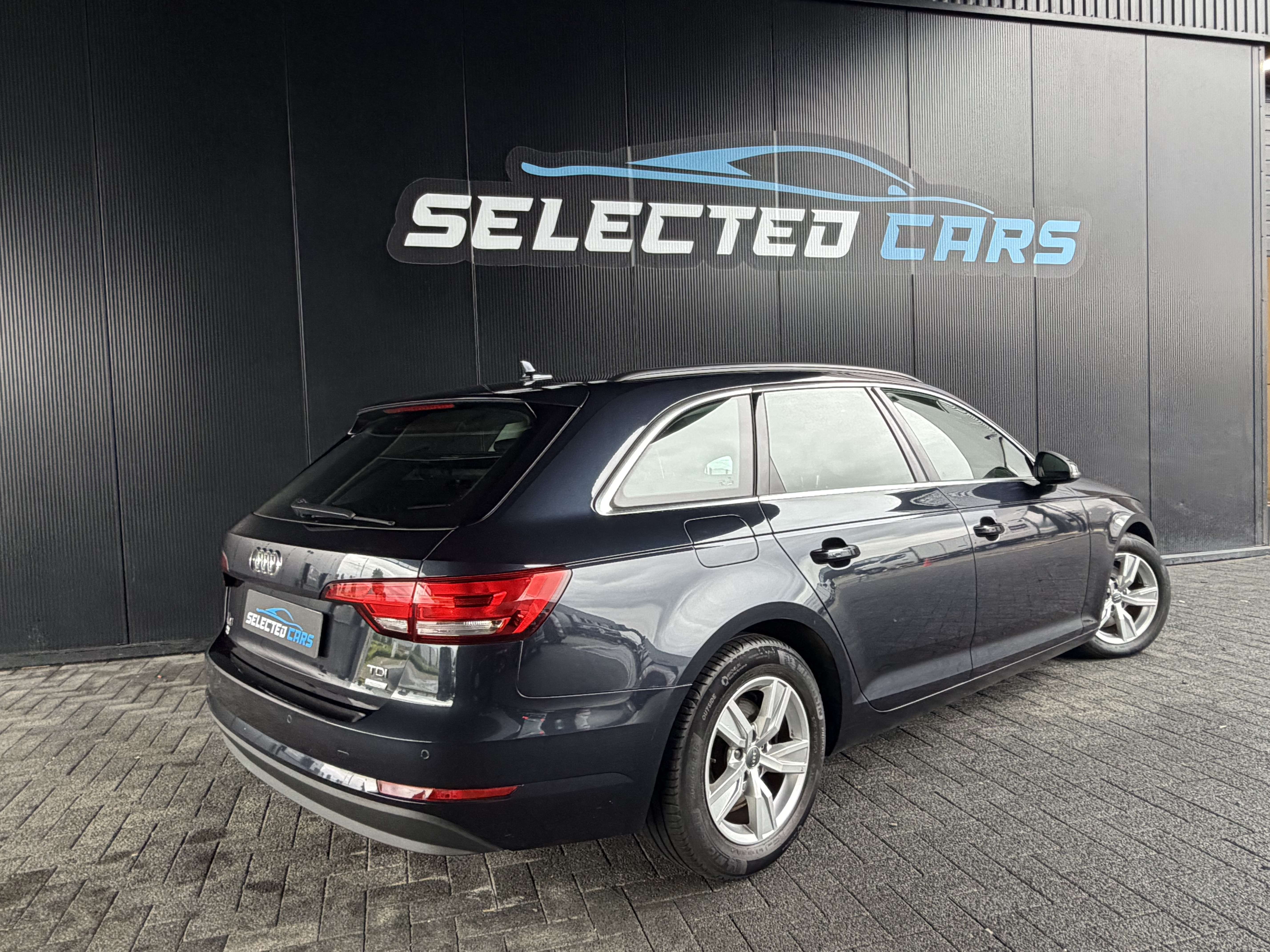 Audi A4 Avant 2.0 TDi ultra .S tronic *1Jaar Garantie*