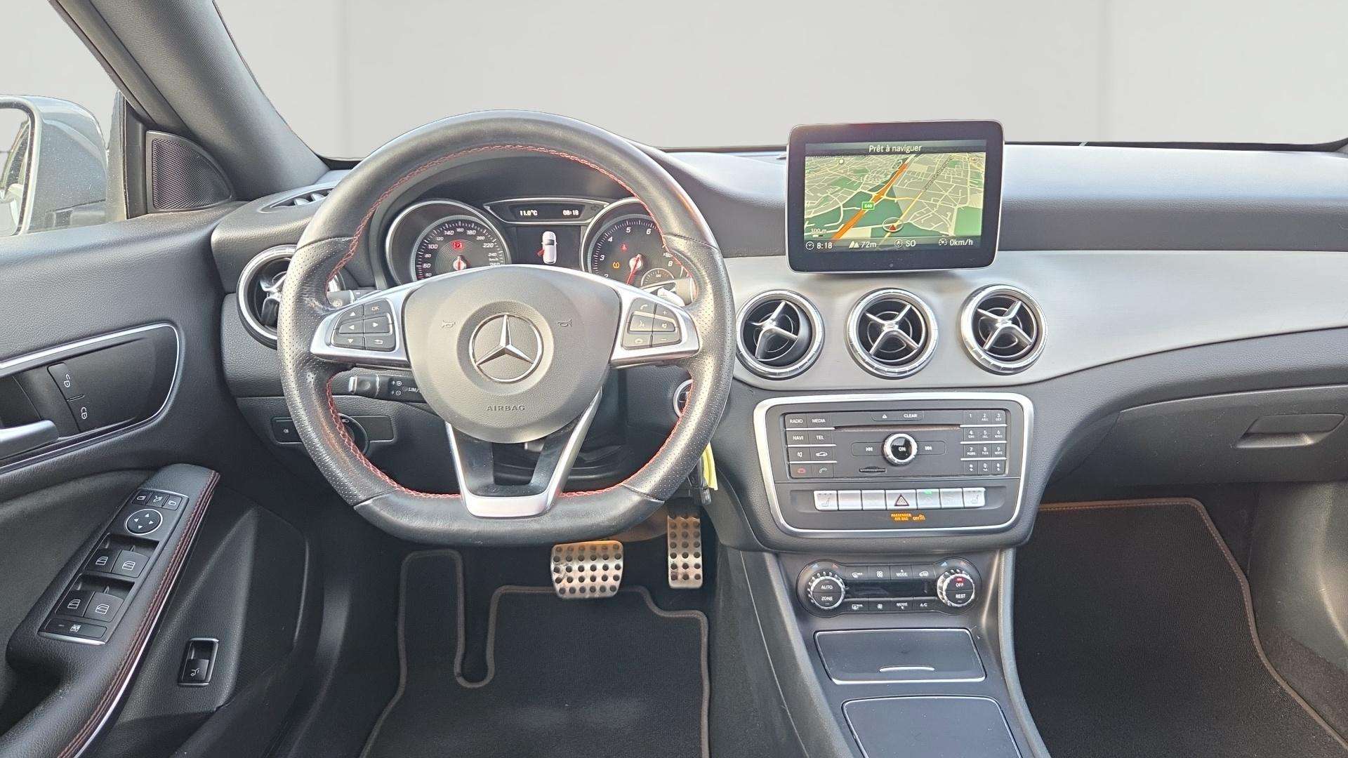 Mercedes-Benz CLA 180 Shooting Brake CLA A7 Business Solution AMG