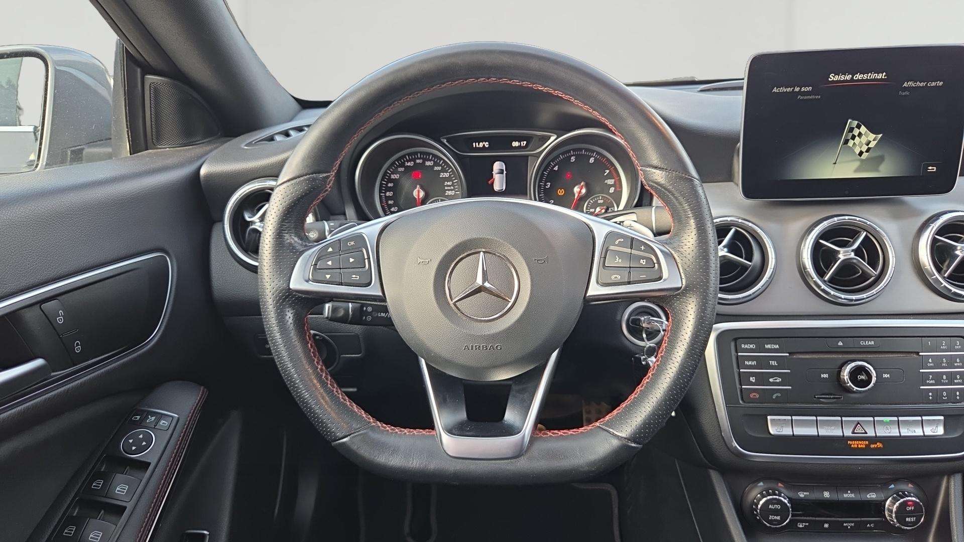 Mercedes-Benz CLA 180 Shooting Brake CLA A7 Business Solution AMG