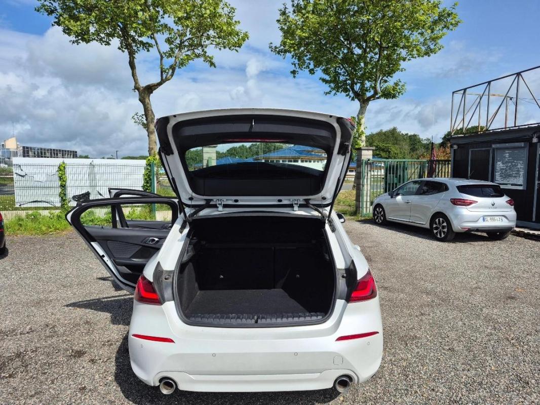 Bmw Serie 1 2.0 118 D 150 (an:2023) BUSINESS DESIGN BVA 14158 HT 1ére main