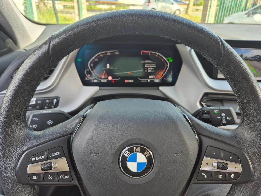 Bmw Serie 1 2.0 118 D 150 (an:2023) BUSINESS DESIGN BVA 14158 HT 1ére main