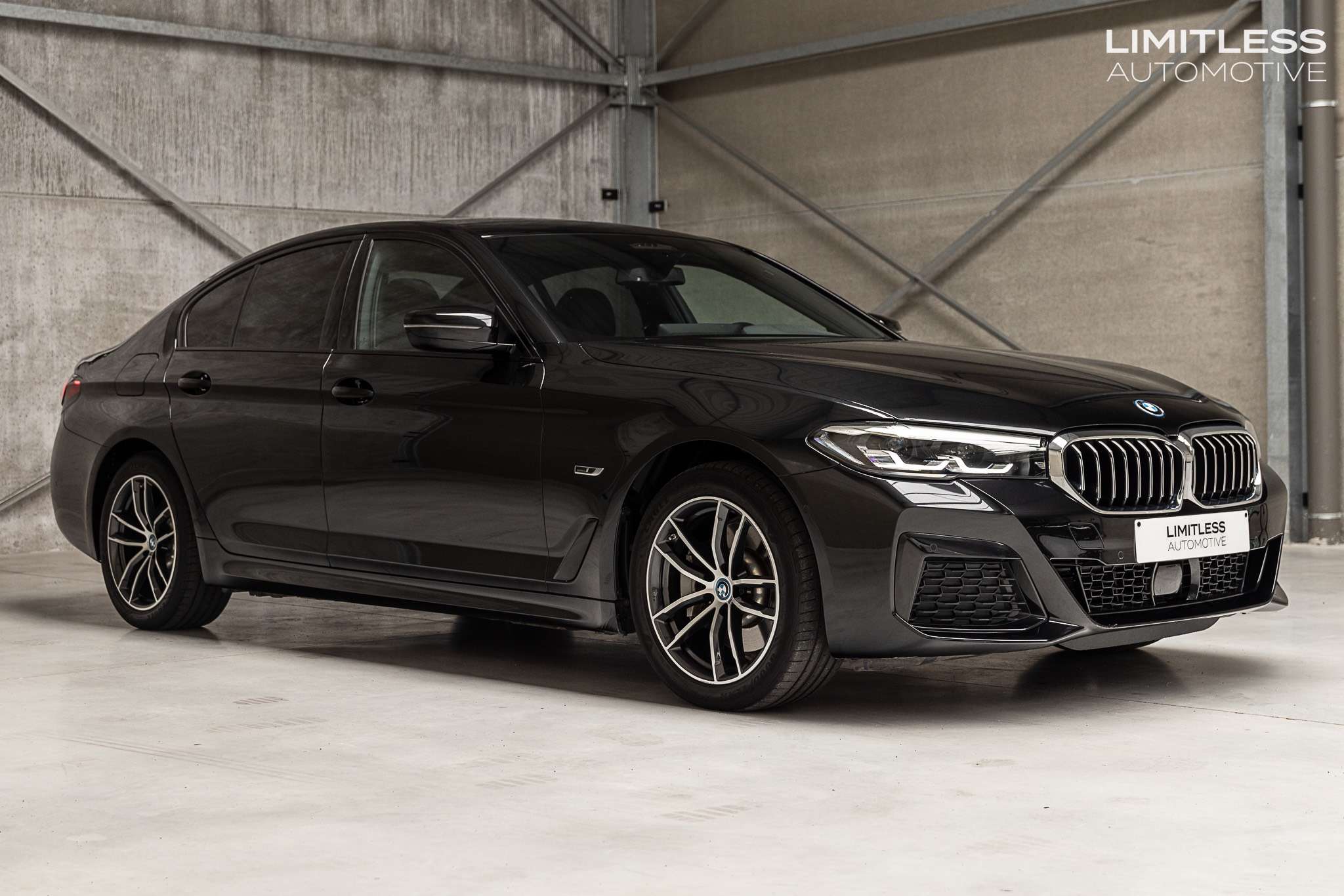 BMW 530 e xDrive | M Sport / LED / ACC / TOW / HiFi / VAT-qualified