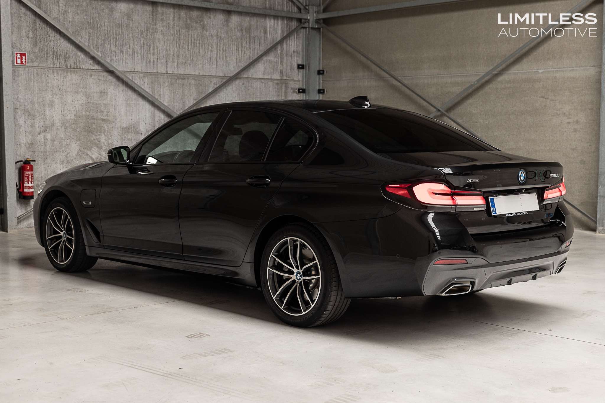 BMW 530 e xDrive | M Sport / LED / ACC / TOW / HiFi / VAT-qualified