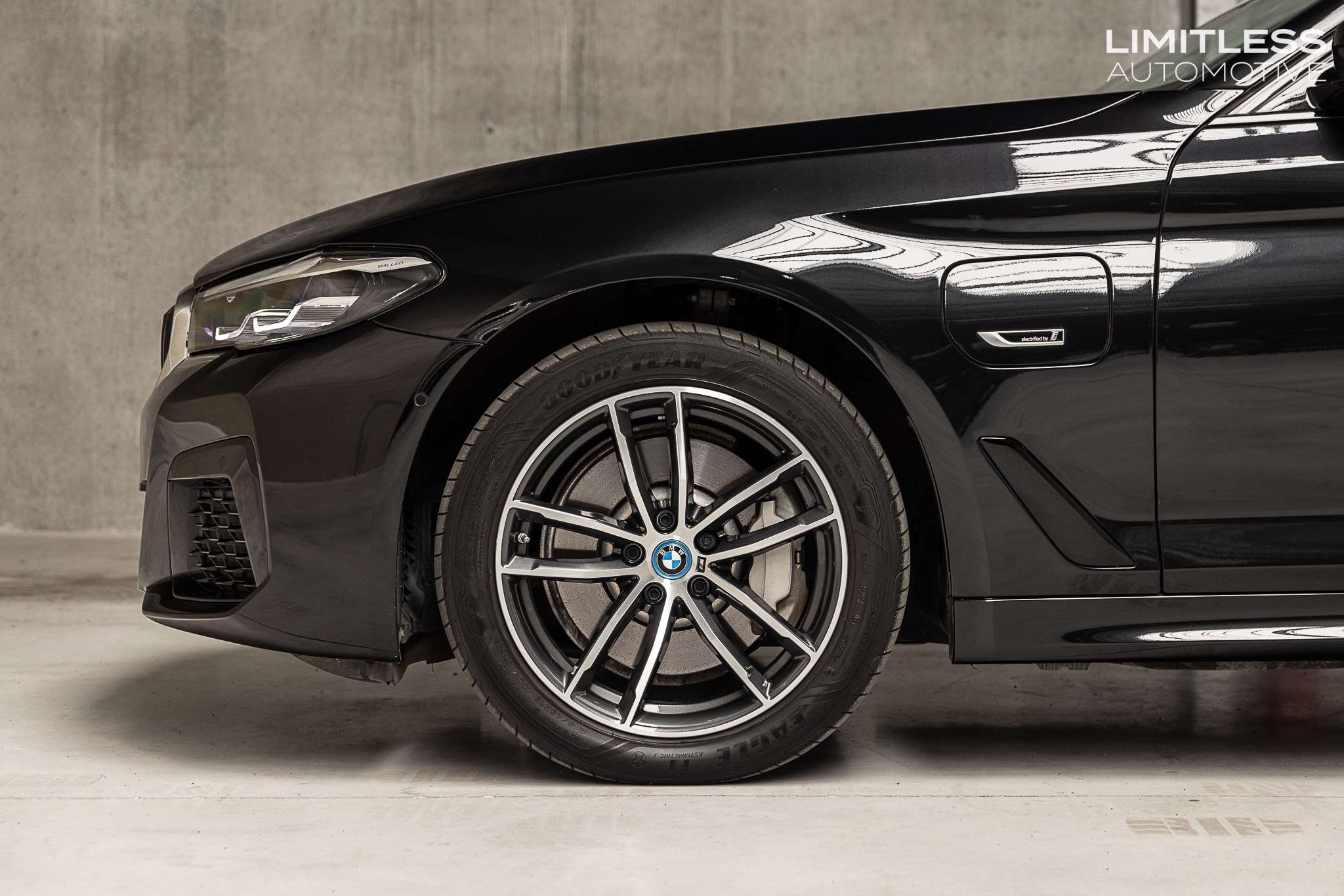 BMW 530 e xDrive | M Sport / LED / ACC / TOW / HiFi / VAT-qualified