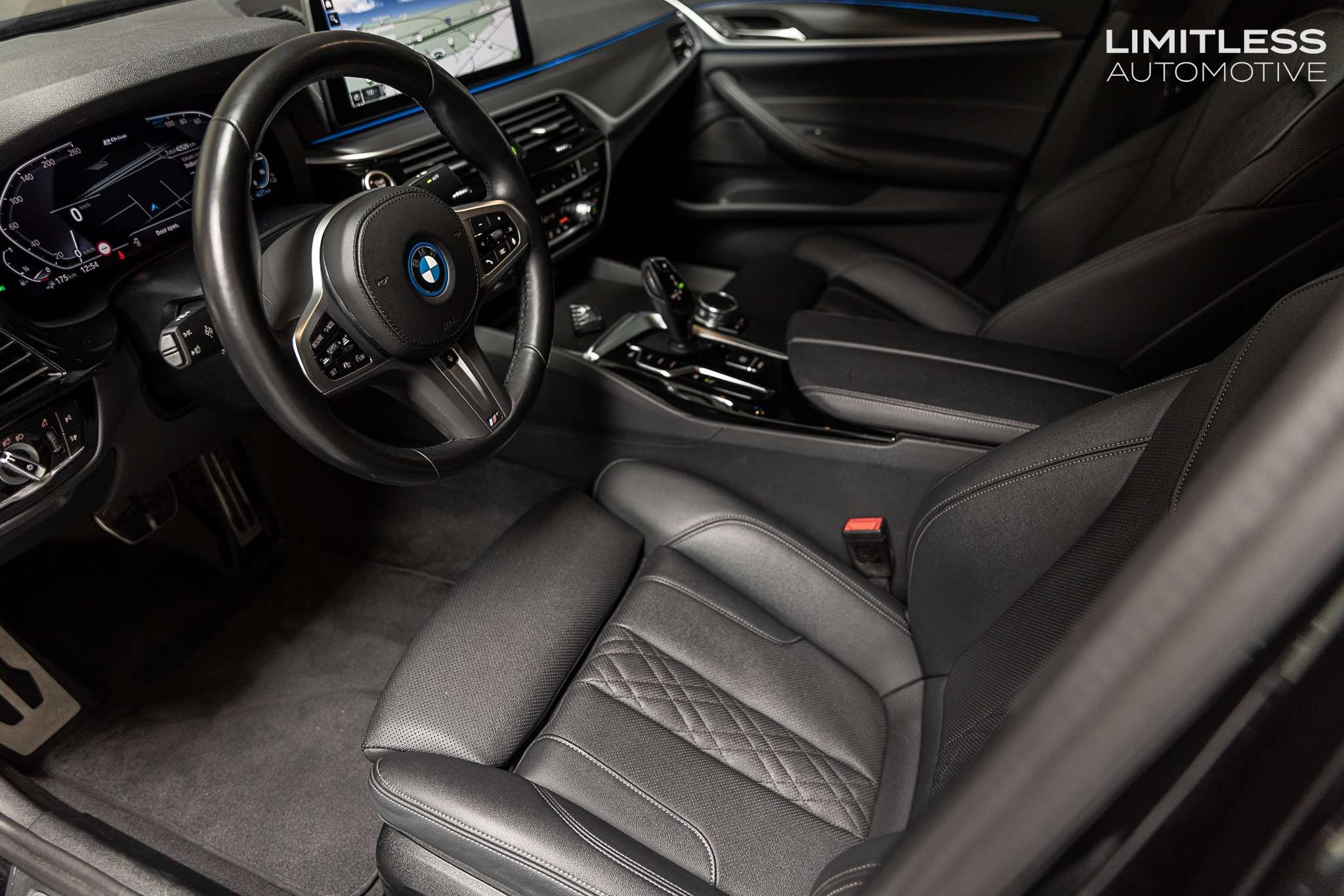 BMW 530 e xDrive | M Sport / LED / ACC / TOW / HiFi / VAT-qualified