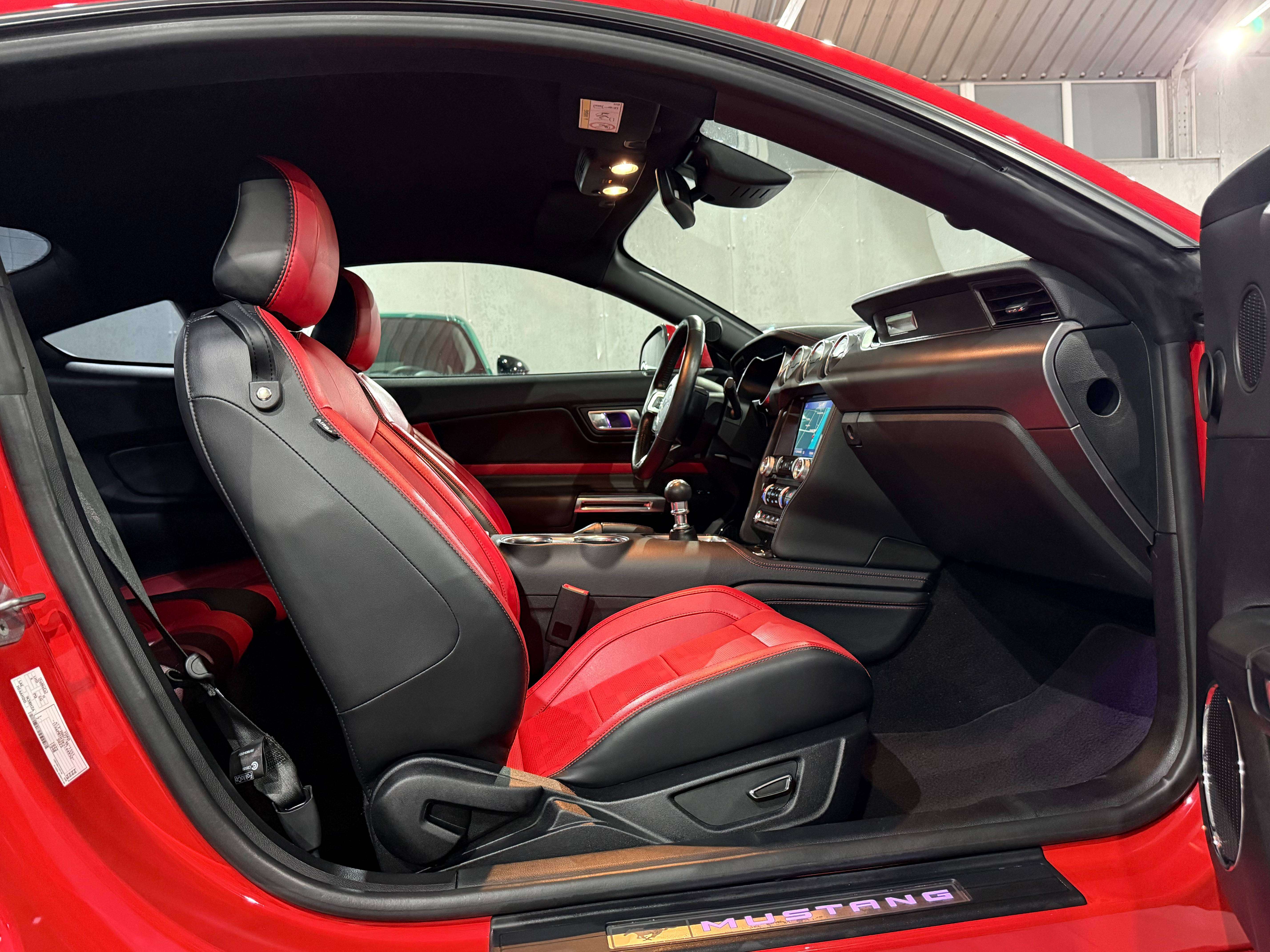 Ford Mustang 2.3 EcoBoost Etat Neuf Full Hist.