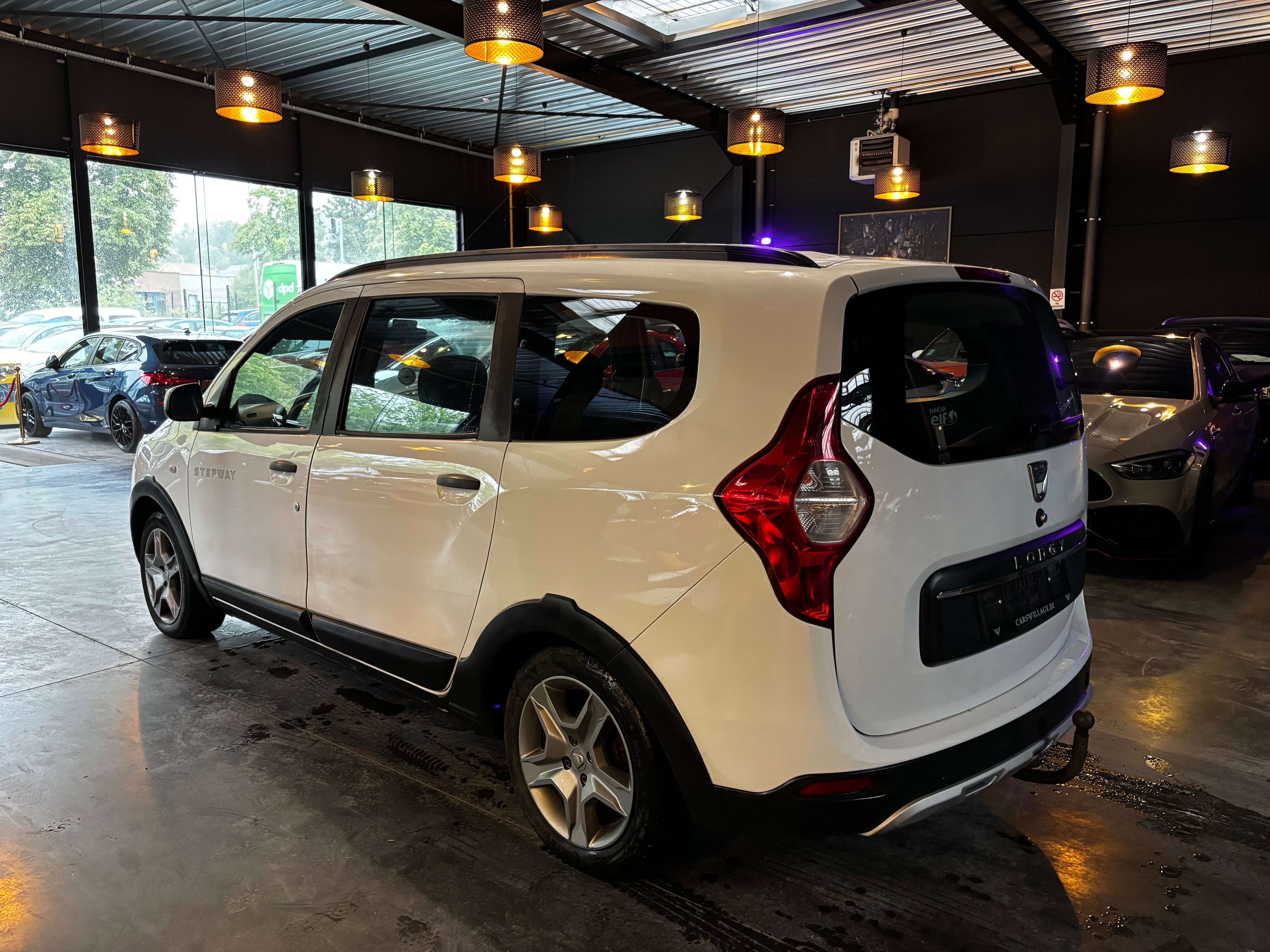 Dacia Lodgy ✔12 MOIS DE GARANTIE✔Lodgy Stepway 1.2 TCe Urban Explorer 7pl.✔