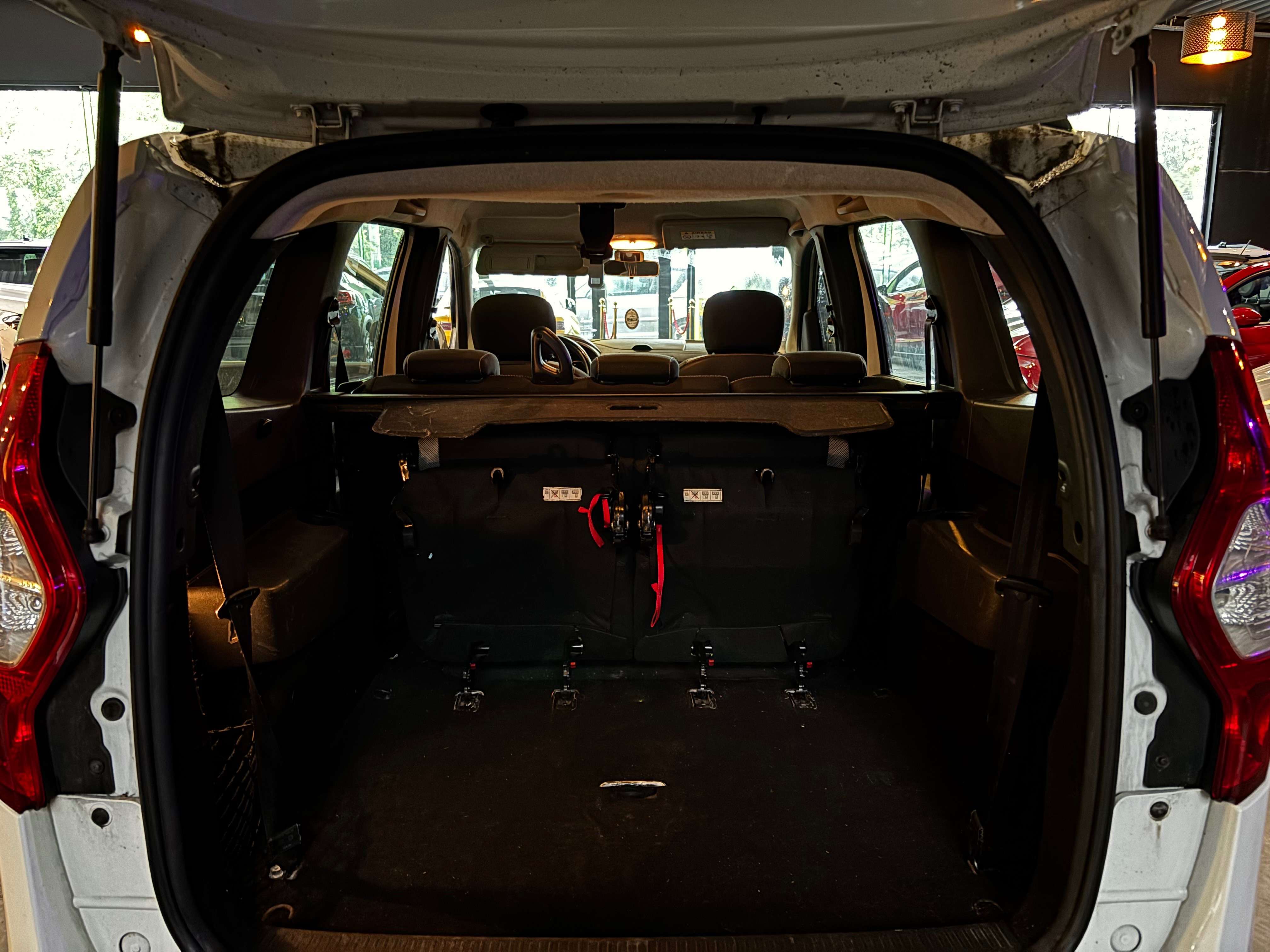 Dacia Lodgy ✔12 MOIS DE GARANTIE✔Lodgy Stepway 1.2 TCe Urban Explorer 7pl.✔