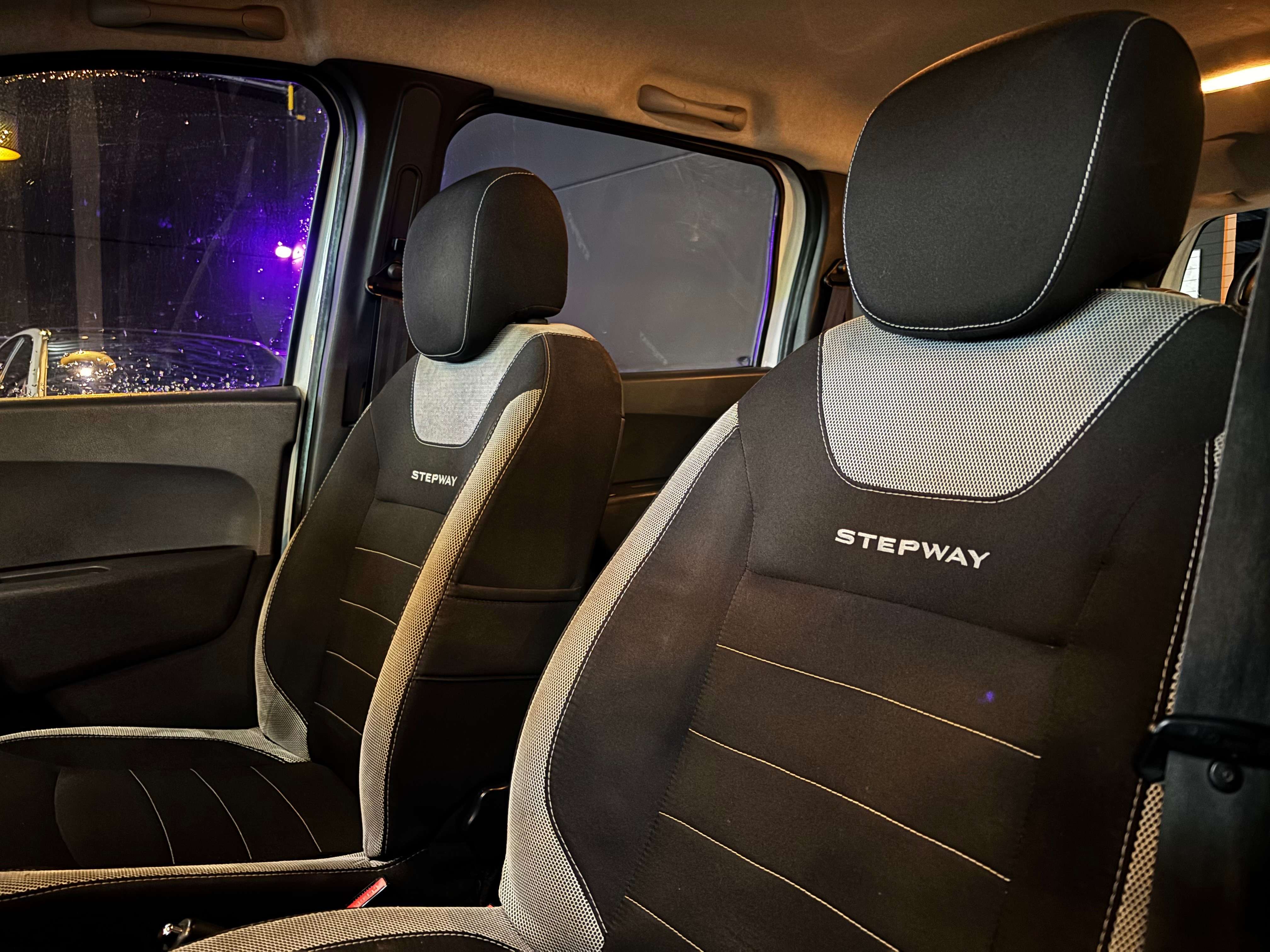 Dacia Lodgy ✔12 MOIS DE GARANTIE✔Lodgy Stepway 1.2 TCe Urban Explorer 7pl.✔