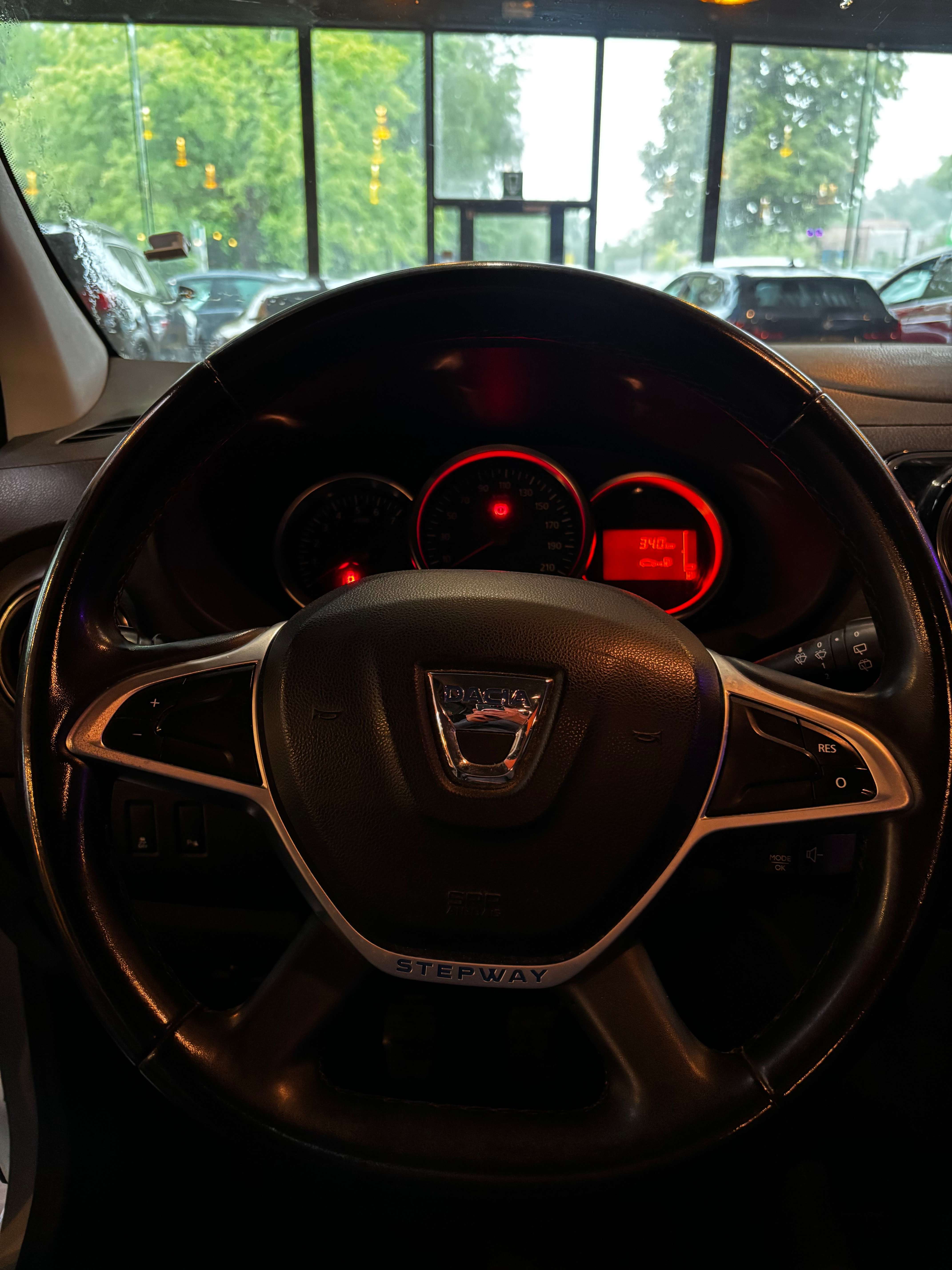 Dacia Lodgy ✔12 MOIS DE GARANTIE✔Lodgy Stepway 1.2 TCe Urban Explorer 7pl.✔