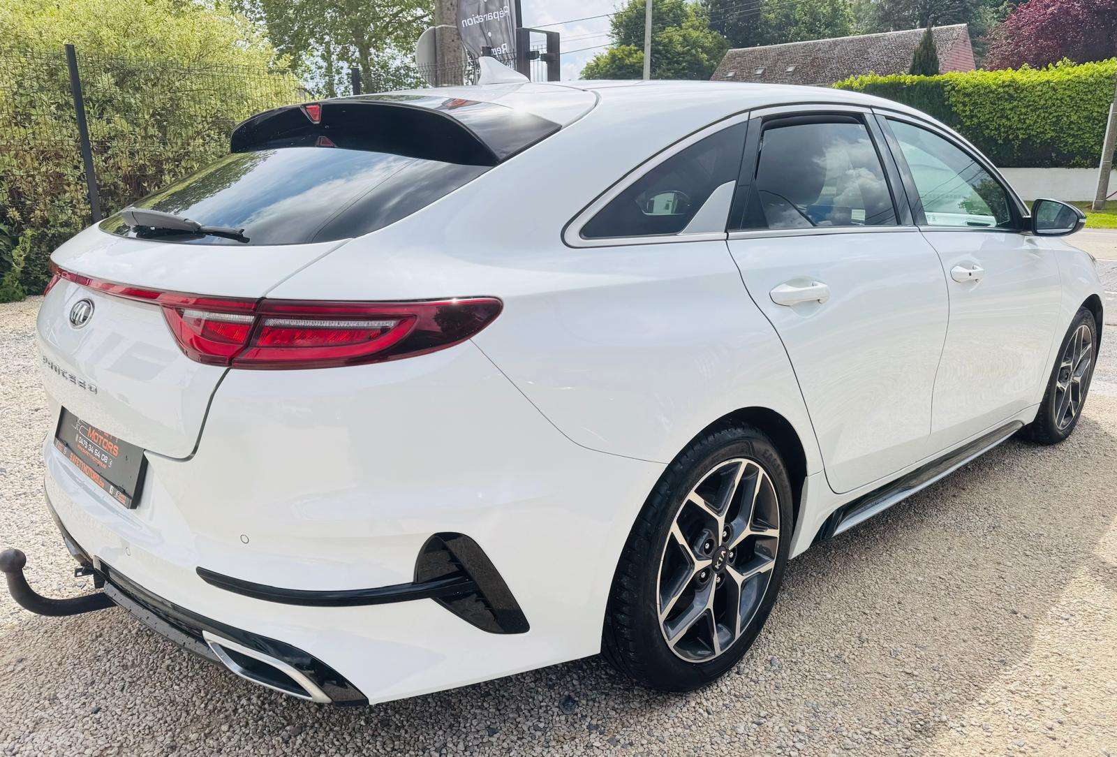 Kia ProCeed / pro_cee'd ProCeed 1.4 T-GDi GT-Line DCT ISG automatiques garantie 12 mois