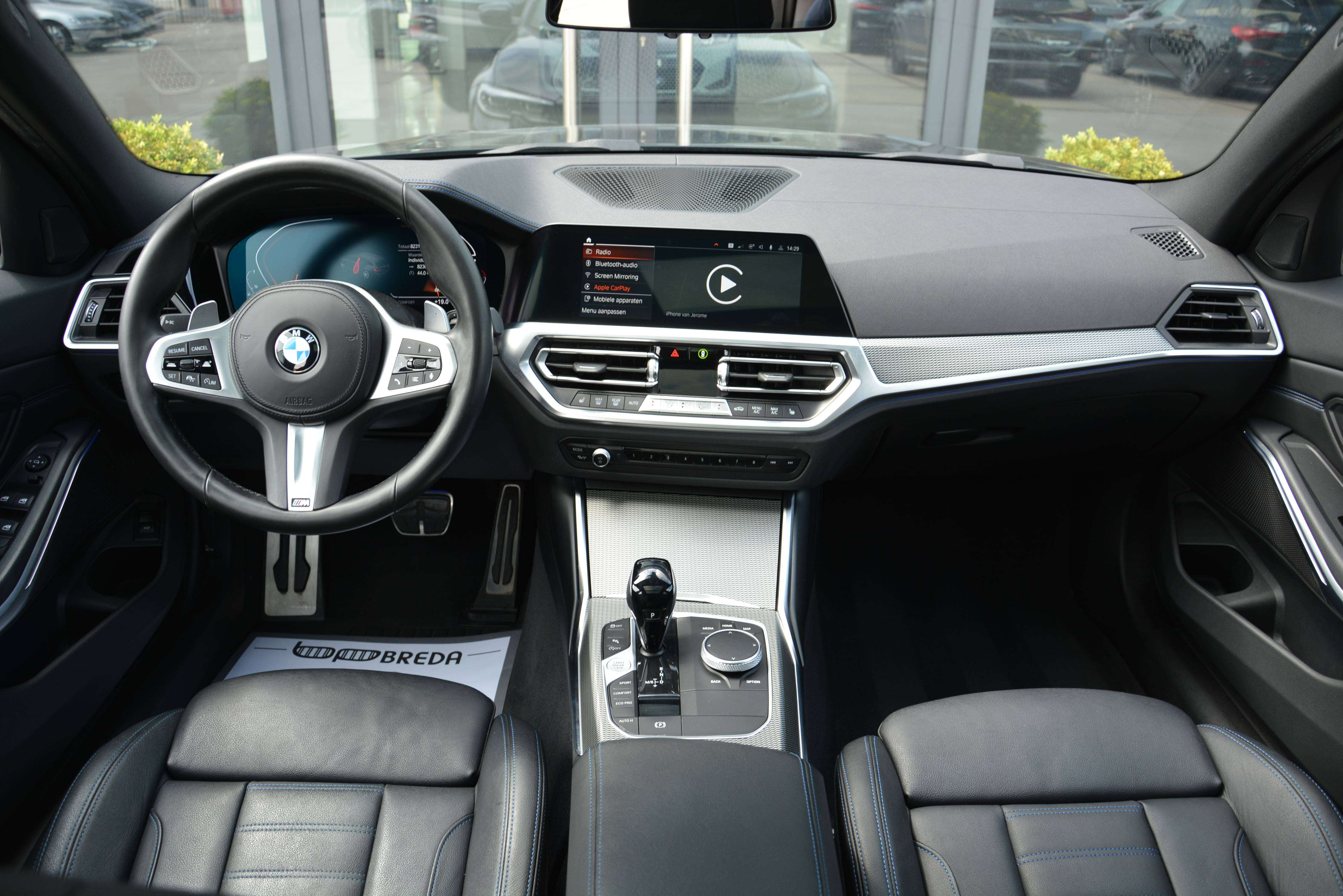 BMW 330 i Touring M-Sport/ PDC/ LED/ Navi/ Leder/ Pano/ Hifi/ Alu's 19"