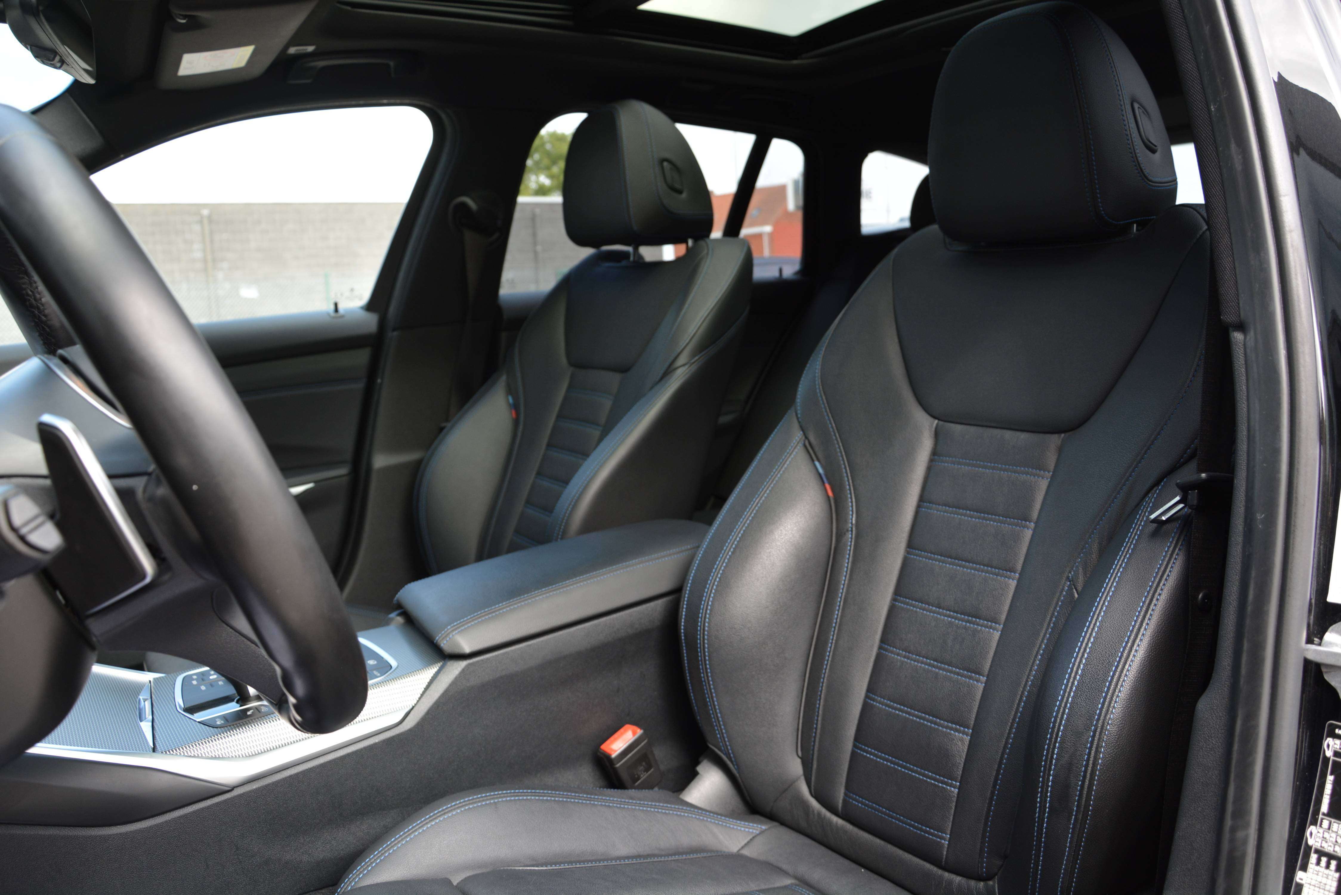 BMW 330 i Touring M-Sport/ PDC/ LED/ Navi/ Leder/ Pano/ Hifi/ Alu's 19"